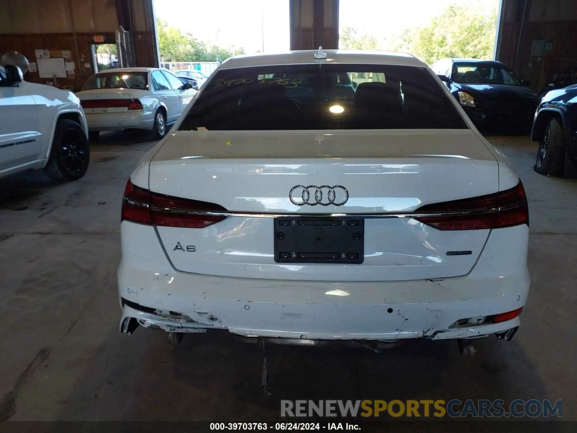 16 Photograph of a damaged car WAUM2AF20KN024022 AUDI A6 2019
