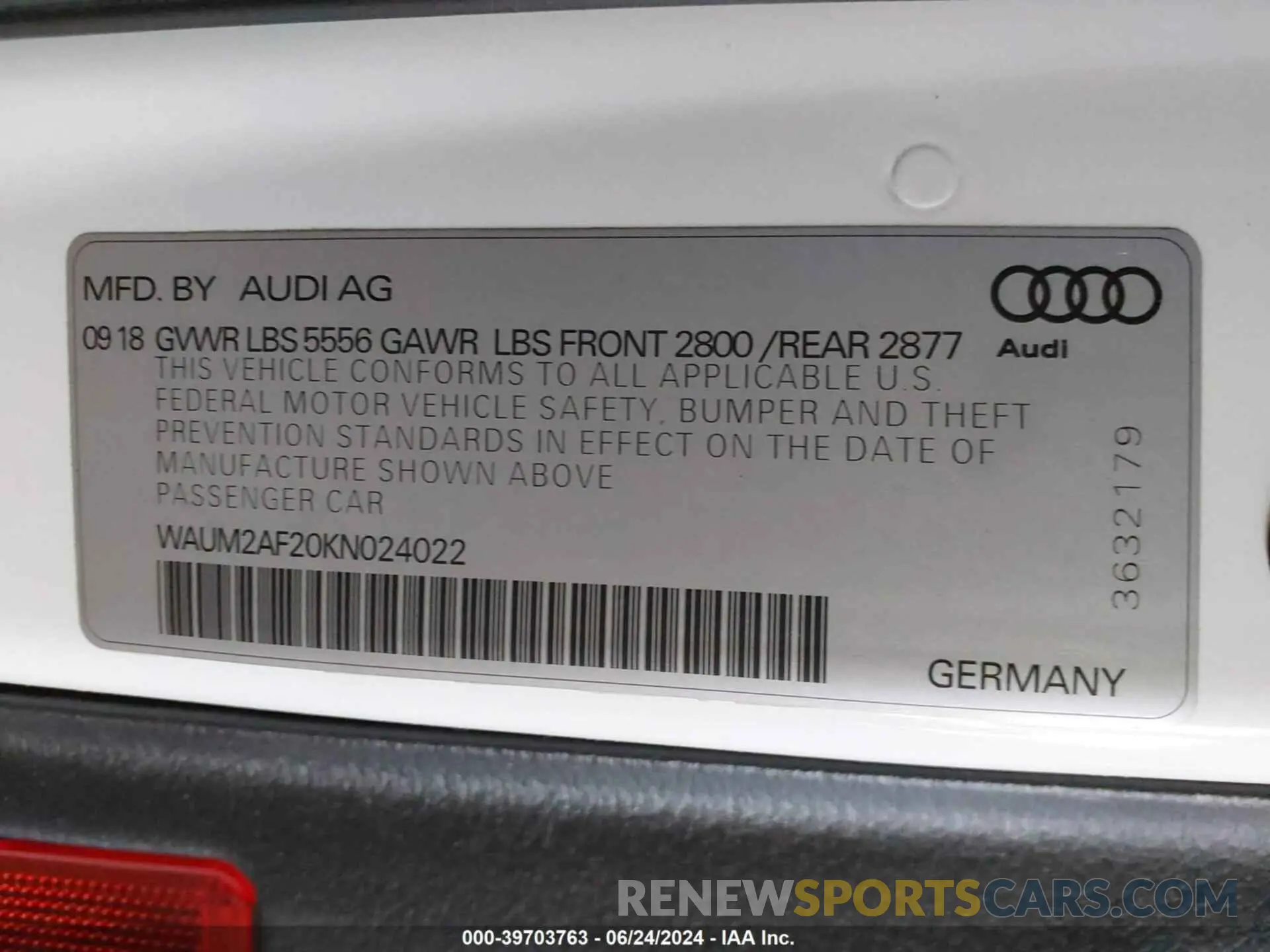9 Photograph of a damaged car WAUM2AF20KN024022 AUDI A6 2019