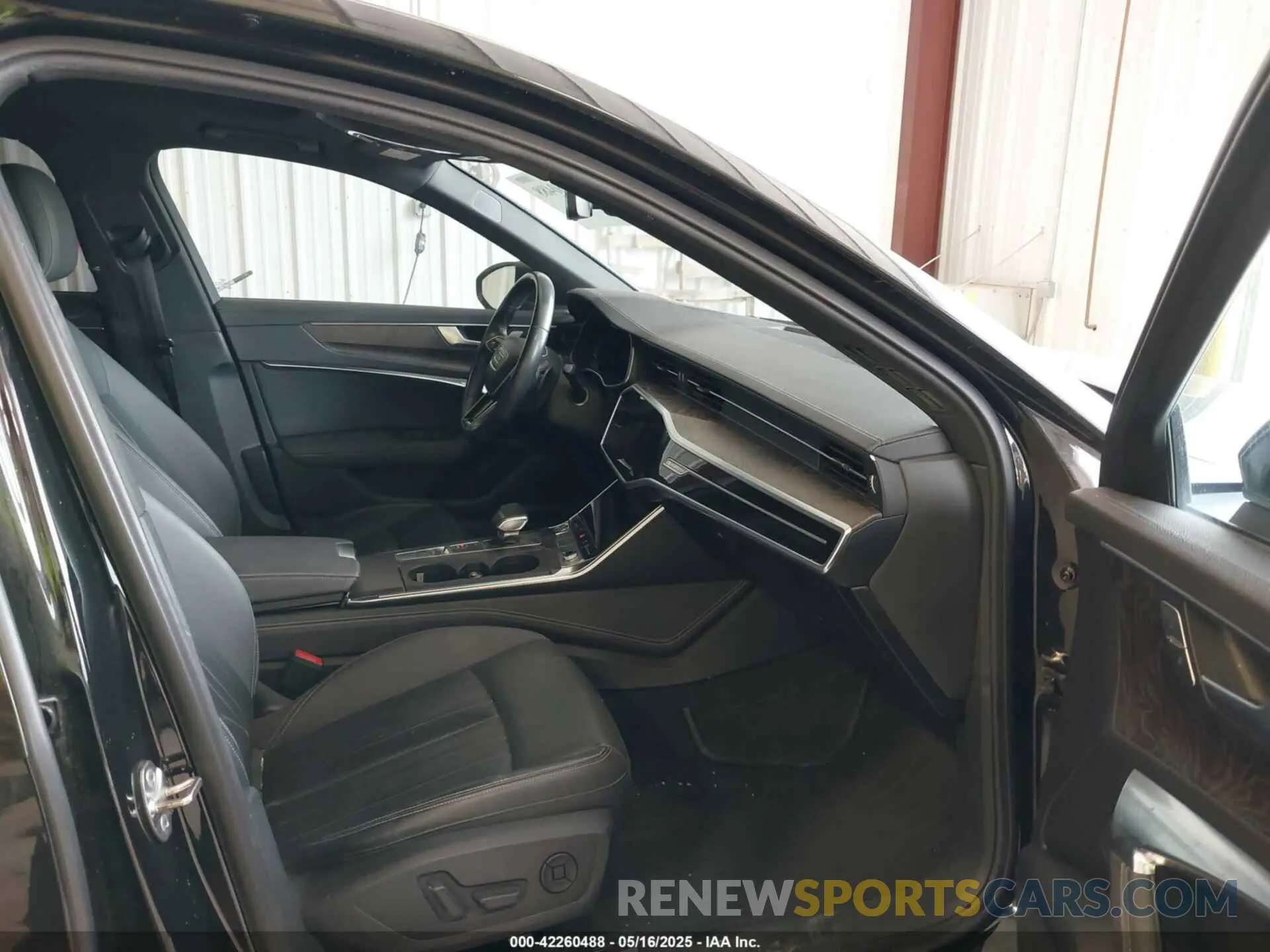5 Фотография поврежденного автомобиля WAUM2AF20KN026773 AUDI A6 2019