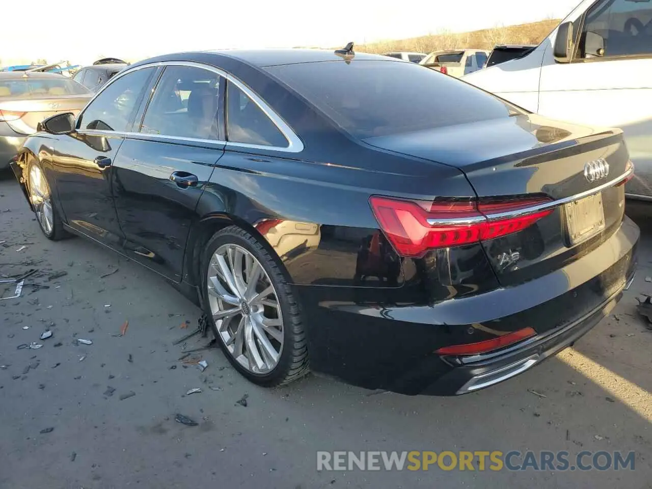 2 Фотография поврежденного автомобиля WAUM2AF21KN072452 AUDI A6 2019