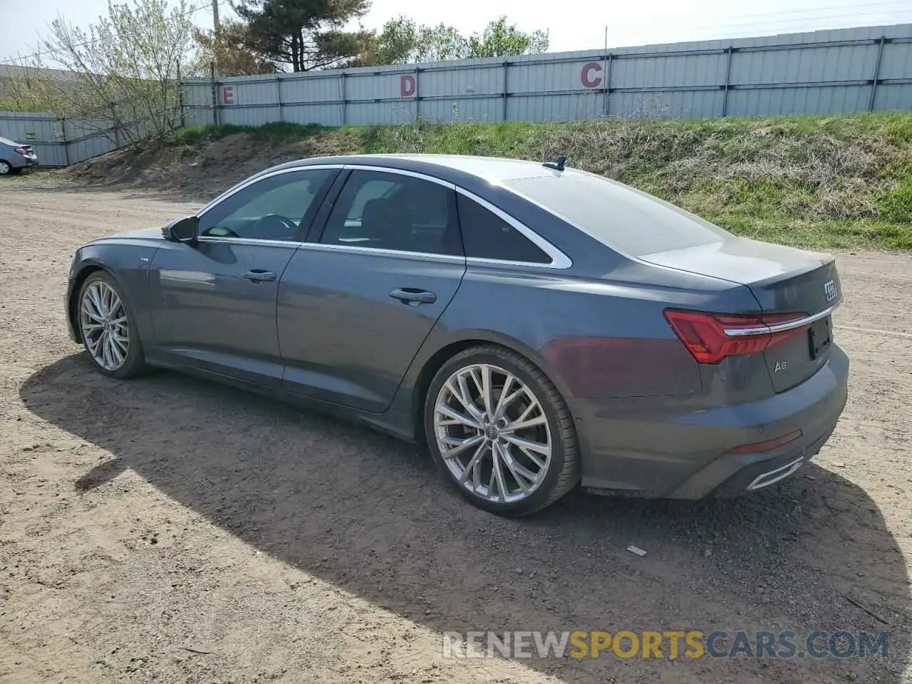 2 Фотография поврежденного автомобиля WAUM2AF21KN094175 AUDI A6 2019