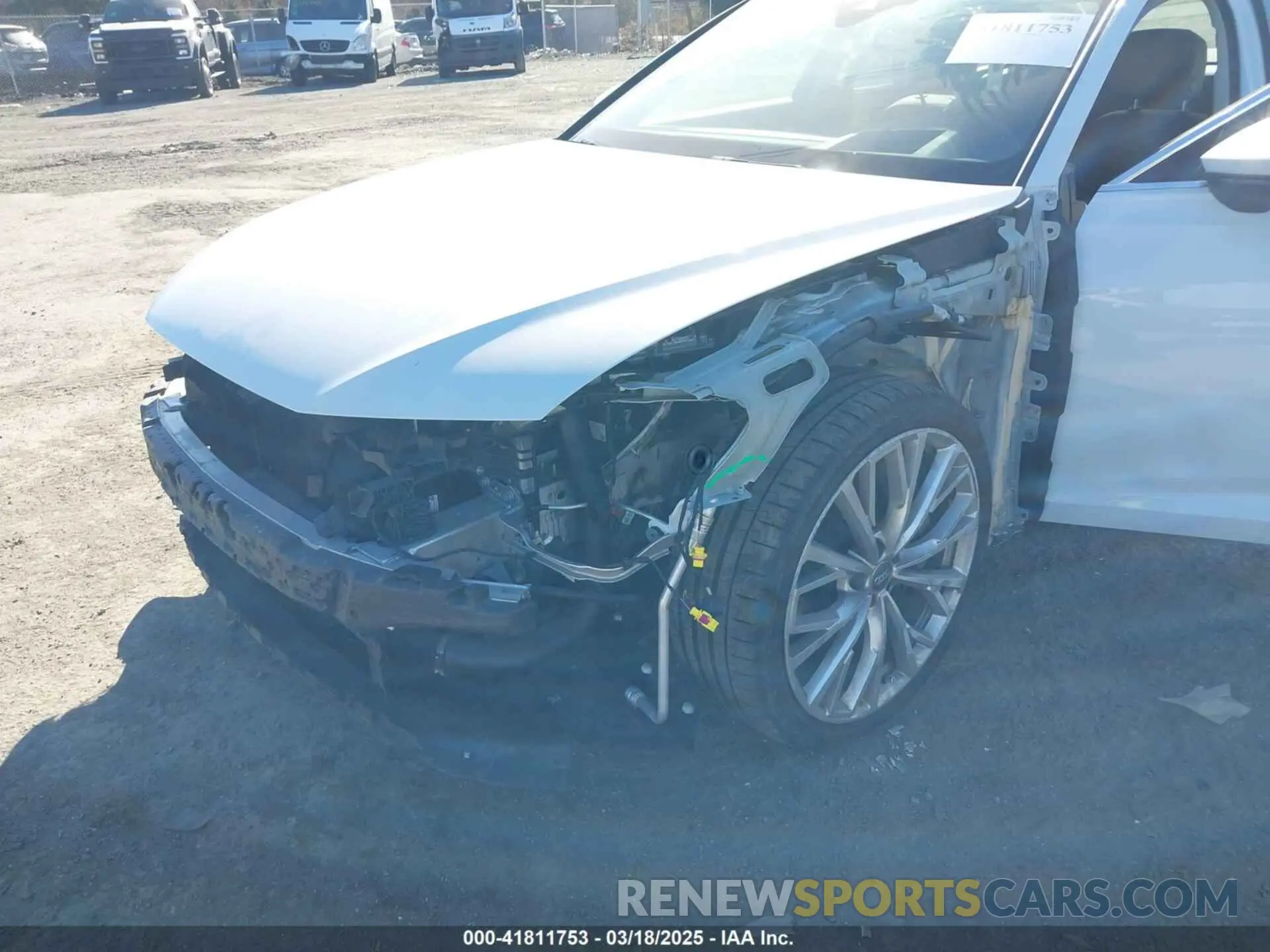 6 Фотография поврежденного автомобиля WAUM2AF22KN044384 AUDI A6 2019