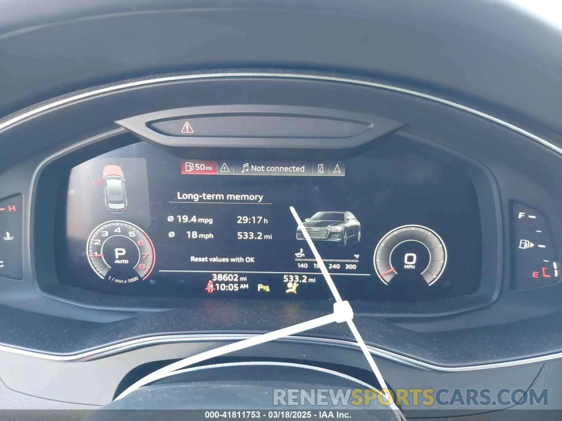 7 Фотография поврежденного автомобиля WAUM2AF22KN044384 AUDI A6 2019
