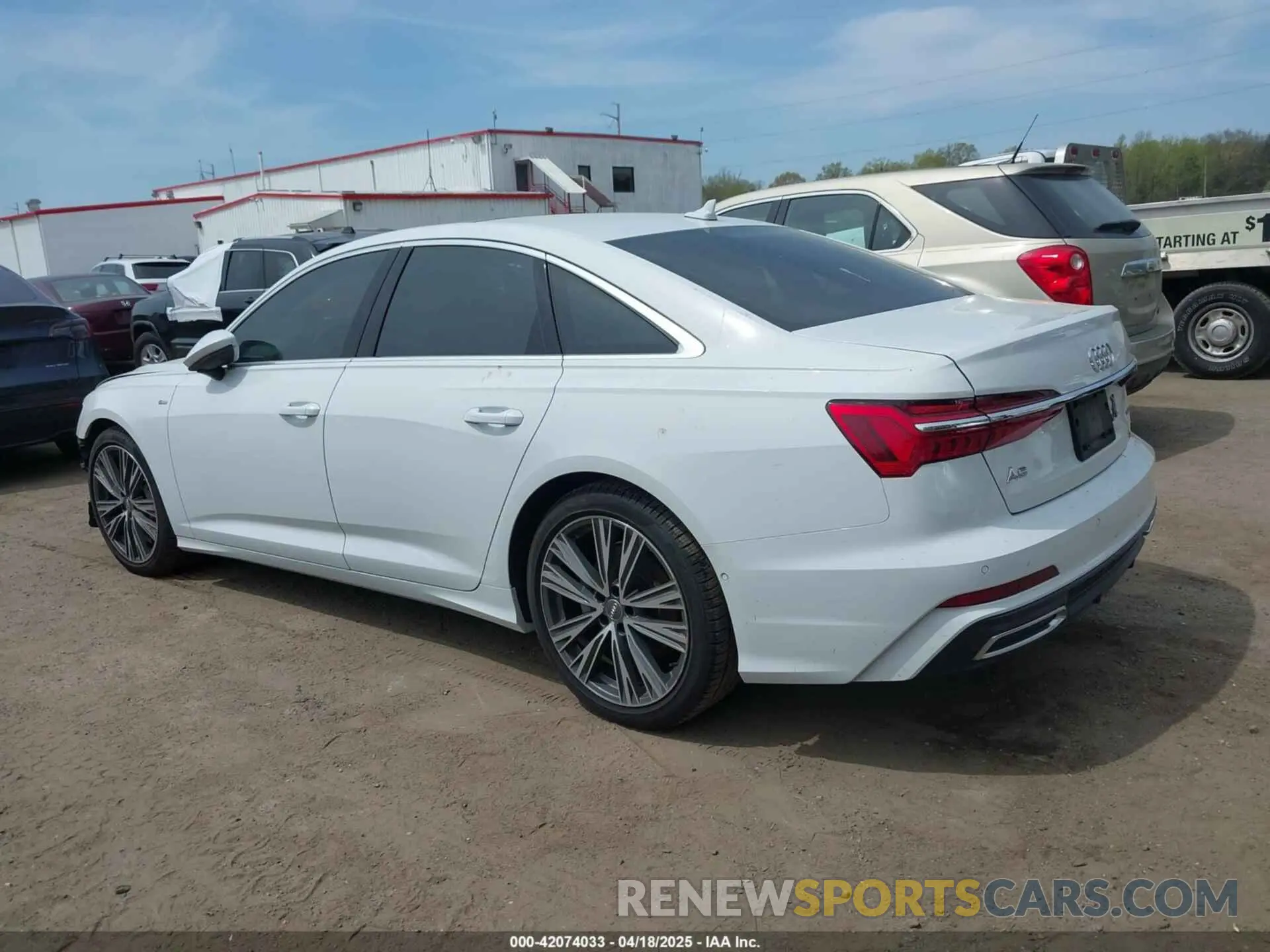 3 Фотография поврежденного автомобиля WAUM2AF24KN105217 AUDI A6 2019