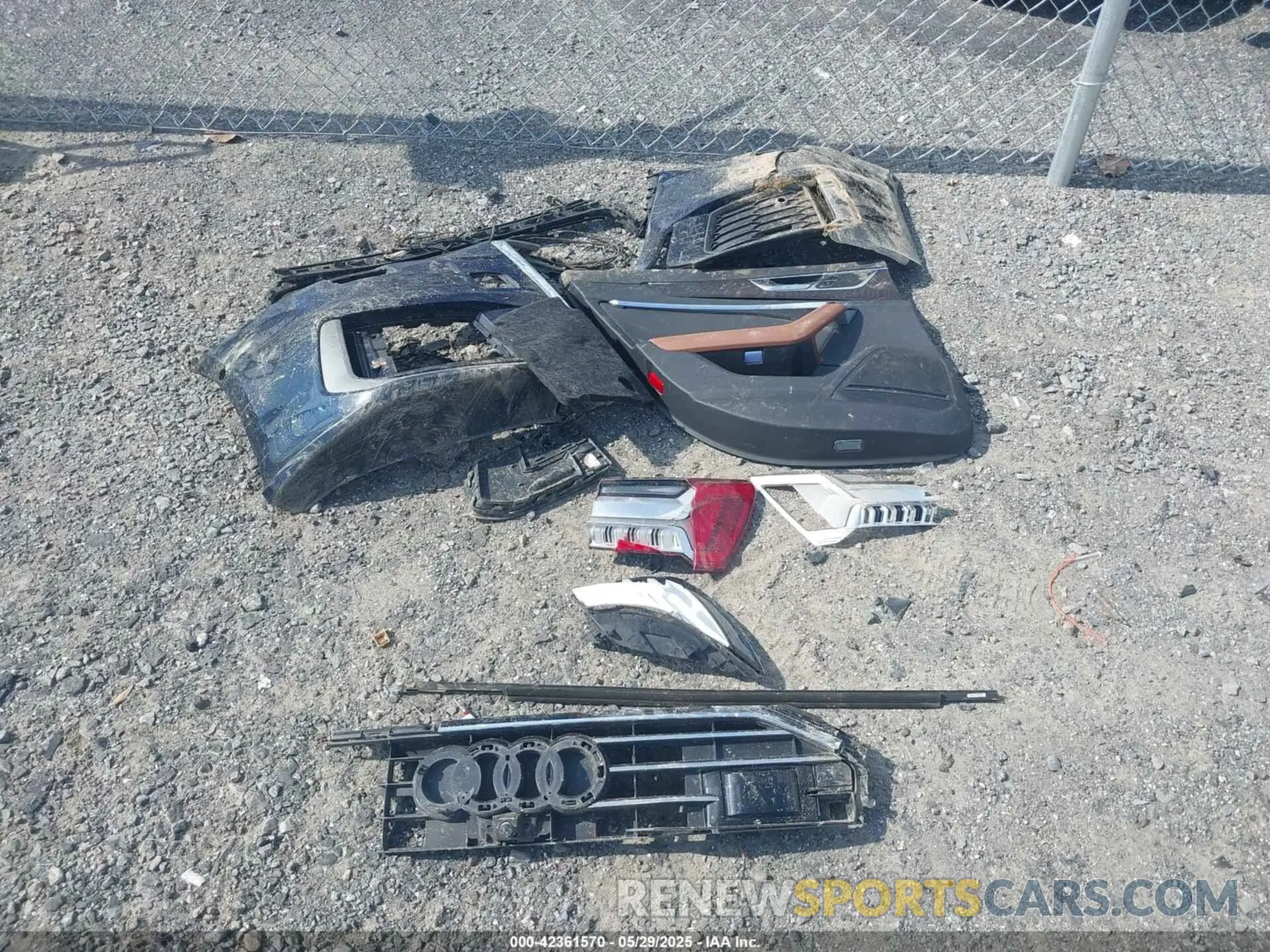 11 Photograph of a damaged car WAUM2AF26KN056408 AUDI A6 2019