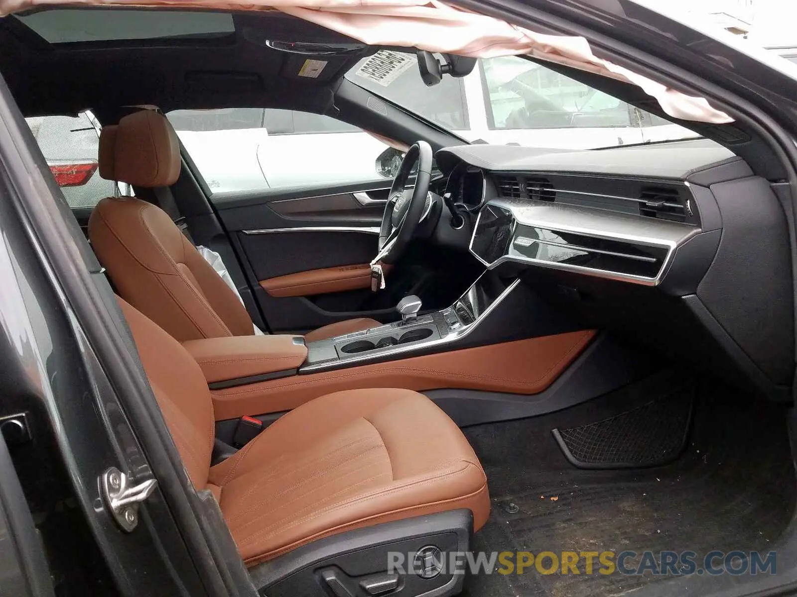 5 Photograph of a damaged car WAUM2AF2XKN033830 AUDI A6 2019