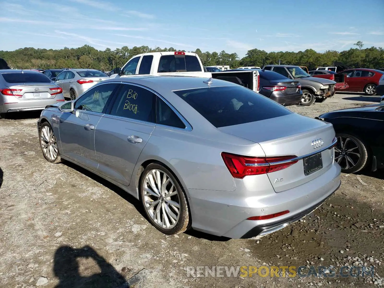 3 Photograph of a damaged car WAUM2BF2XKN066011 AUDI A6 2019