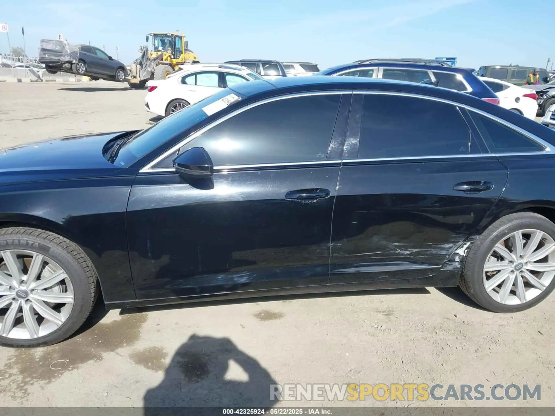 14 Фотография поврежденного автомобиля WAUD8AF25LN040474 AUDI A6 2020