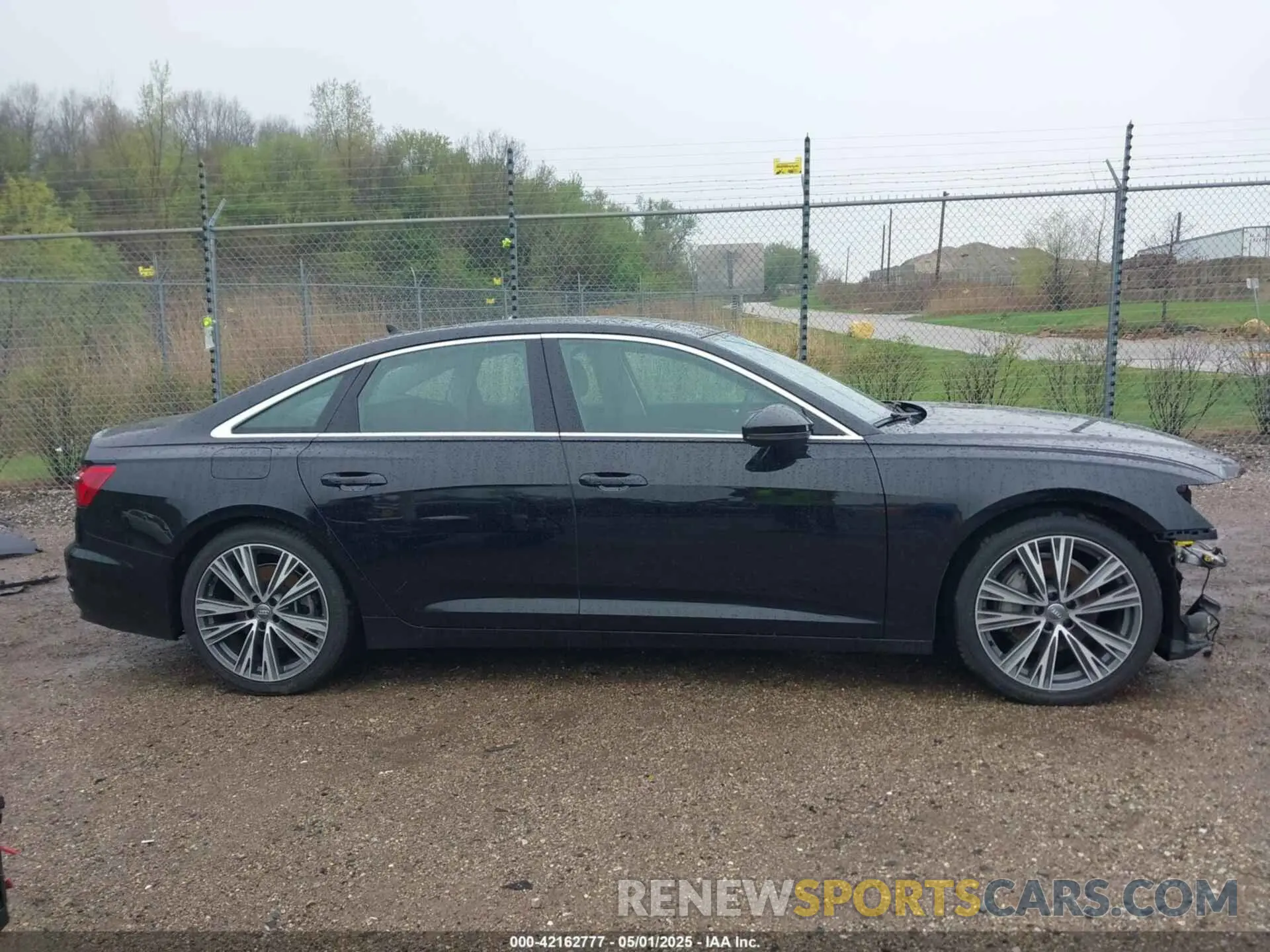 14 Фотография поврежденного автомобиля WAUD8AF28LN038685 AUDI A6 2020