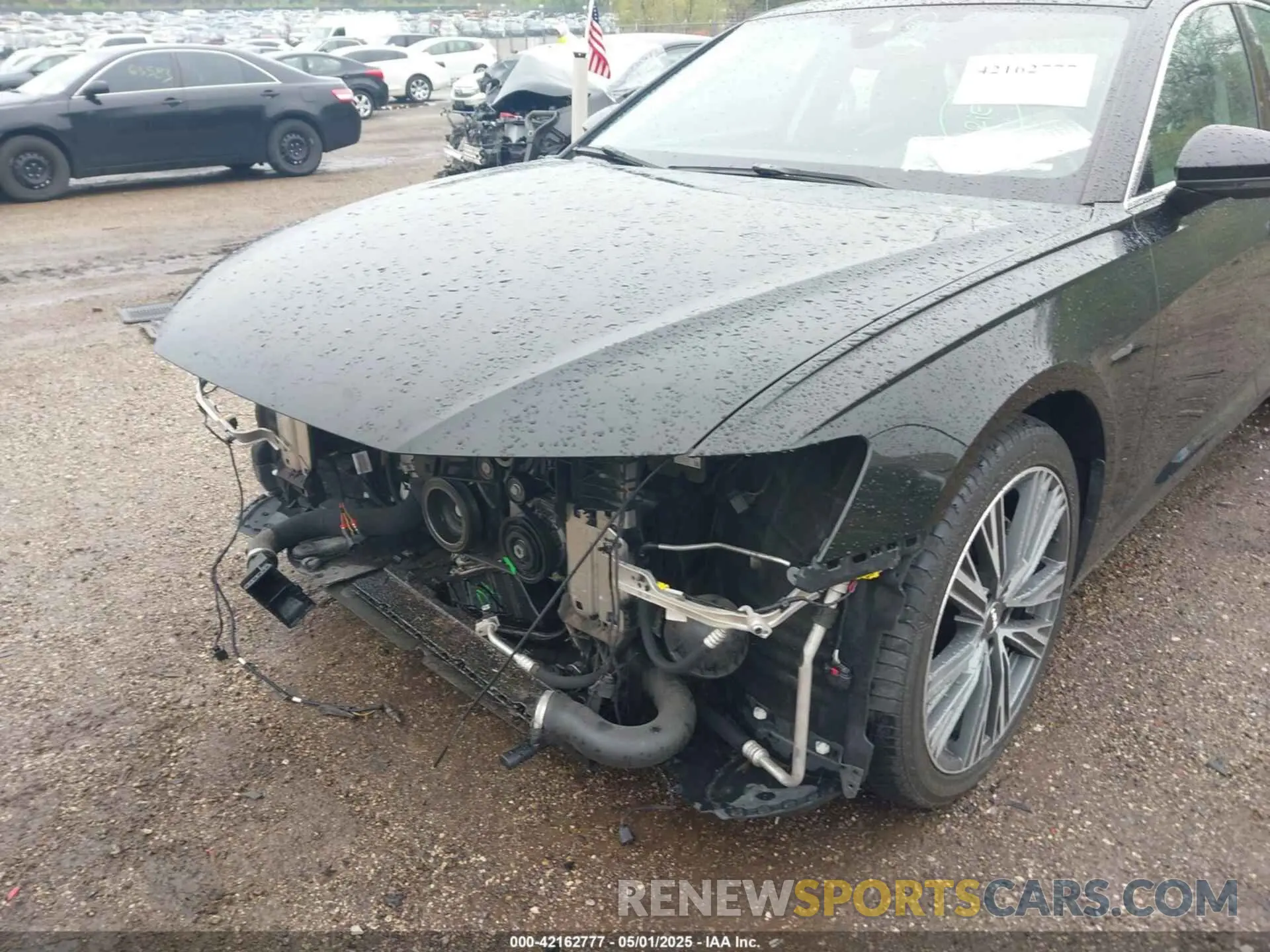 19 Фотография поврежденного автомобиля WAUD8AF28LN038685 AUDI A6 2020