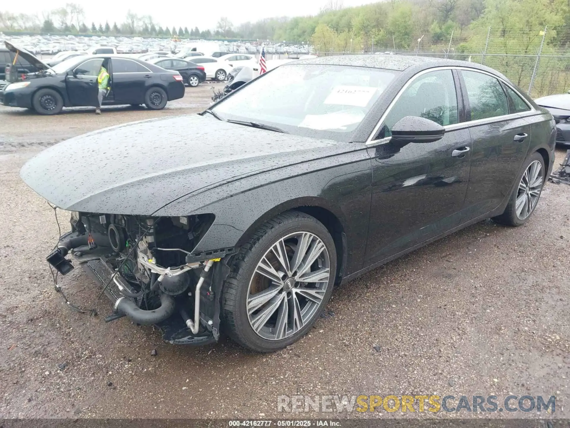 2 Фотография поврежденного автомобиля WAUD8AF28LN038685 AUDI A6 2020