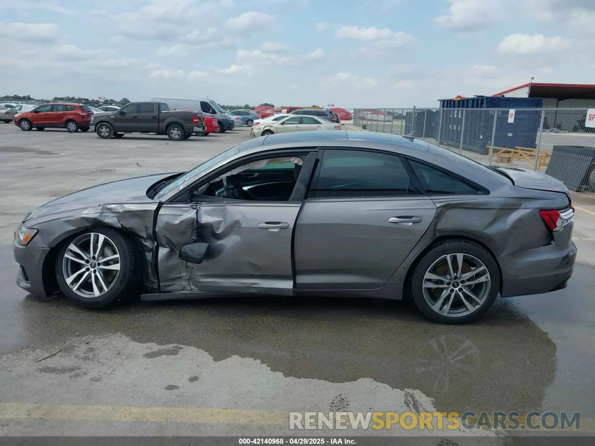 14 Фотография поврежденного автомобиля WAUE3AF21MN046096 AUDI A6 2021