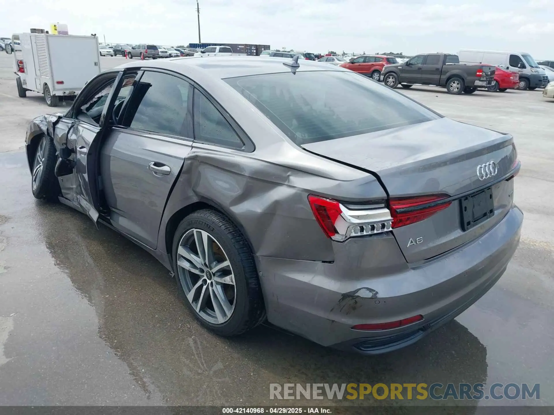 3 Фотография поврежденного автомобиля WAUE3AF21MN046096 AUDI A6 2021