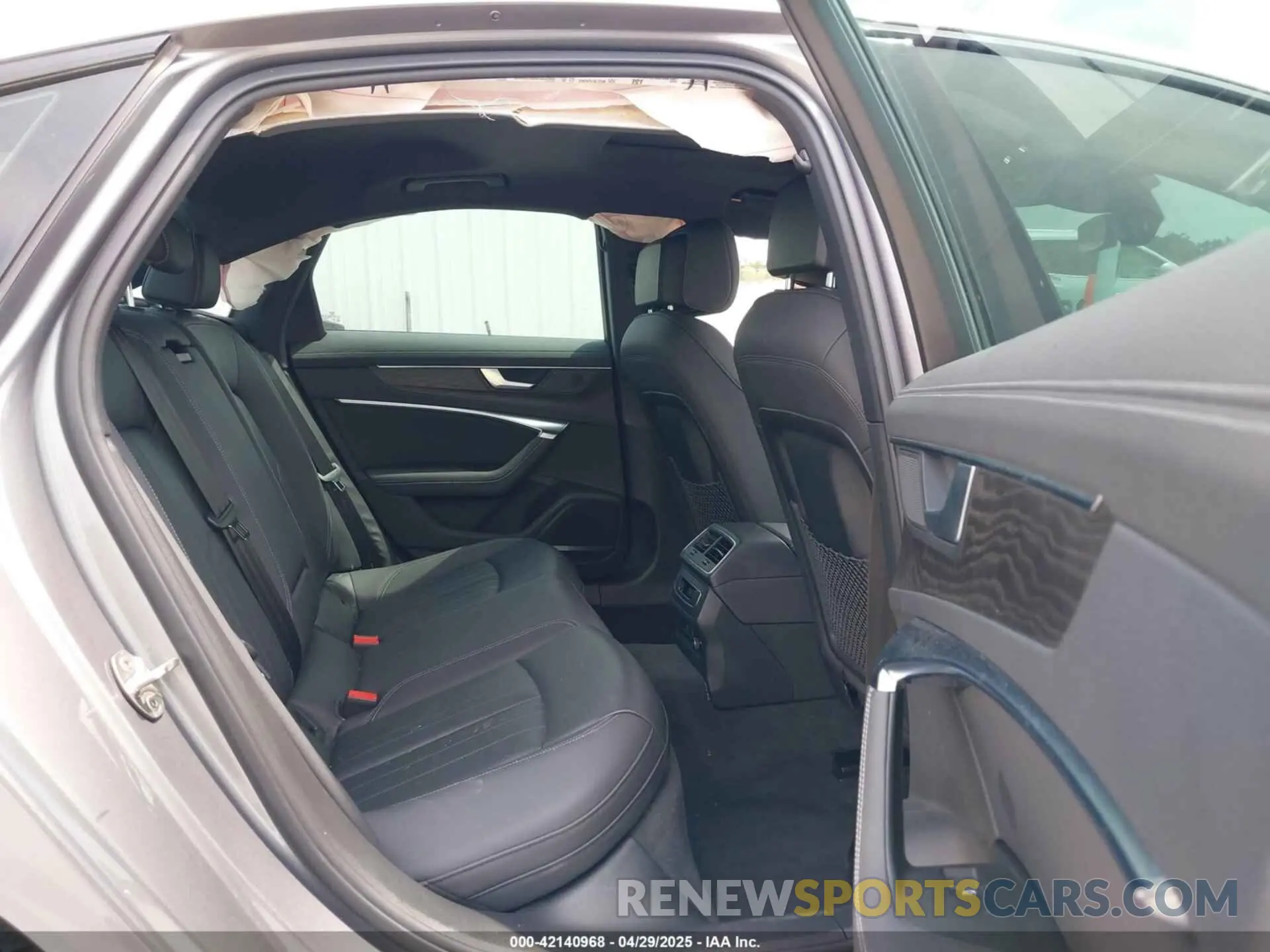 8 Фотография поврежденного автомобиля WAUE3AF21MN046096 AUDI A6 2021