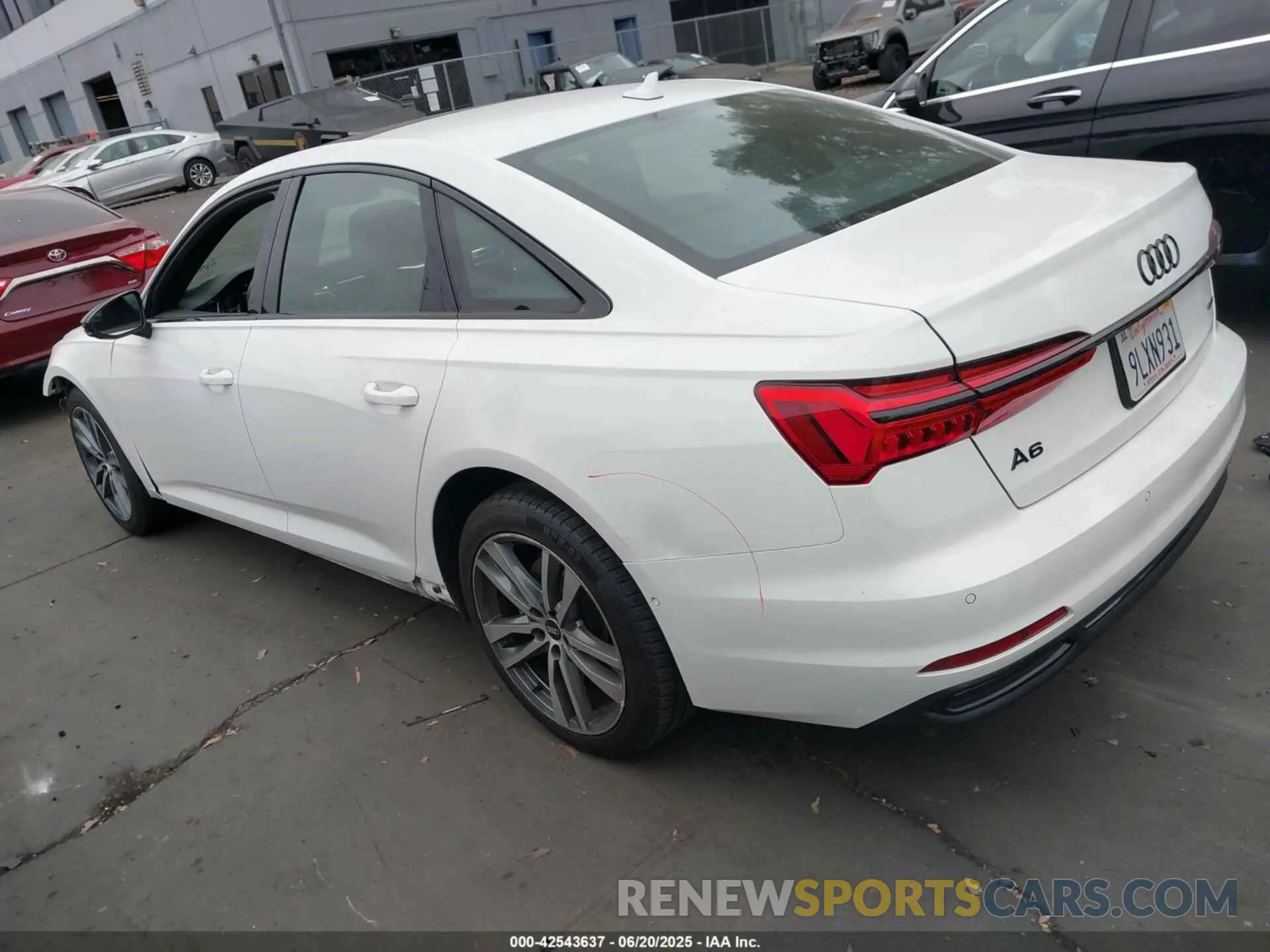 3 Фотография поврежденного автомобиля WAUE3AF27MN067955 AUDI A6 2021