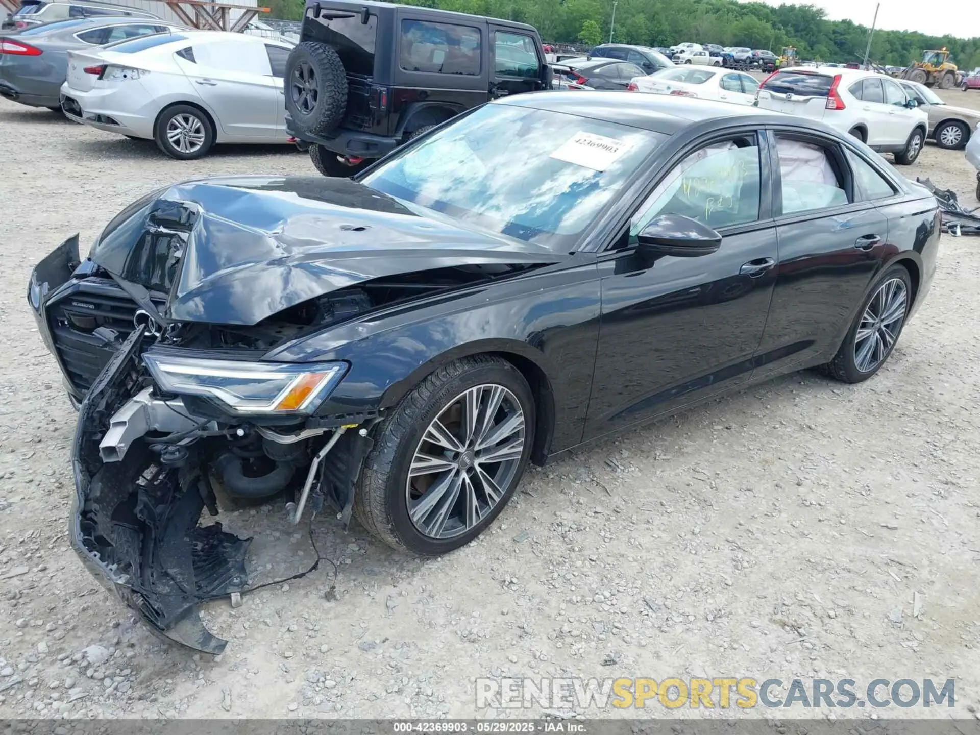 2 Photograph of a damaged car WAUE8AF24MN001252 AUDI A6 2021
