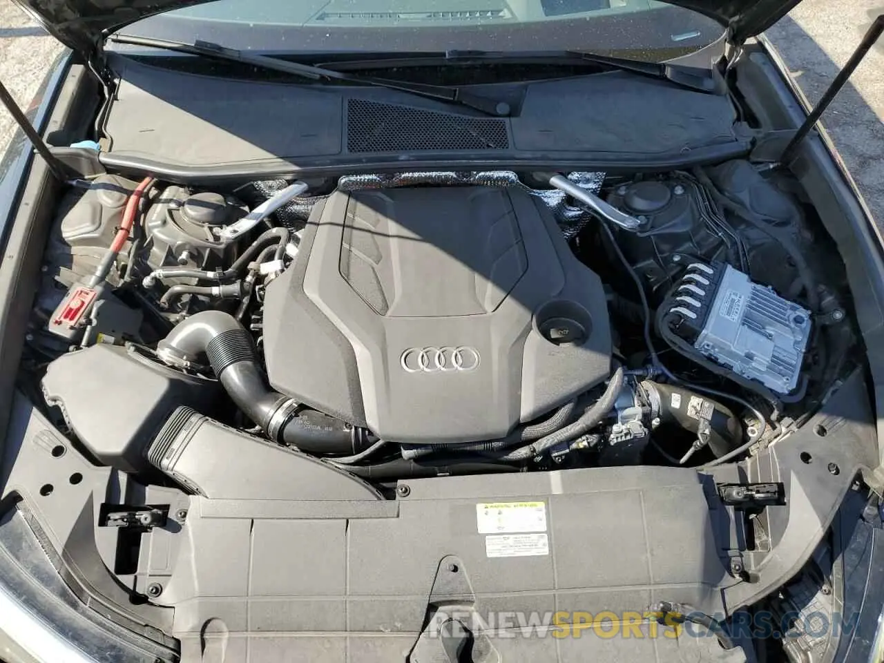 11 Фотография поврежденного автомобиля WAUM2AF2XMN061369 AUDI A6 2021