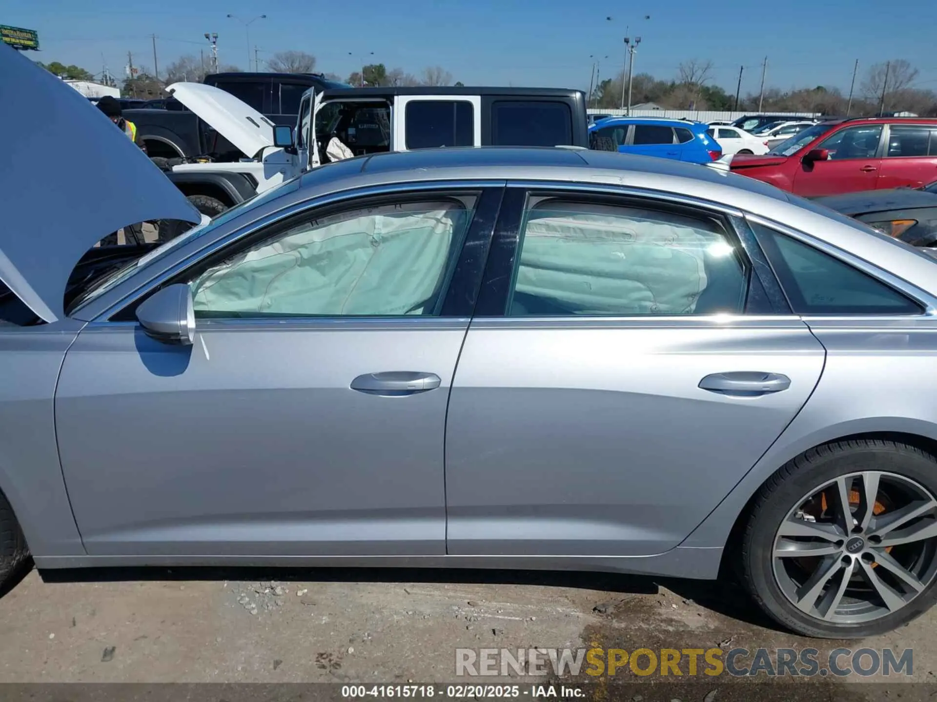 13 Фотография поврежденного автомобиля WAUD3BF26PN023919 AUDI A6 2023