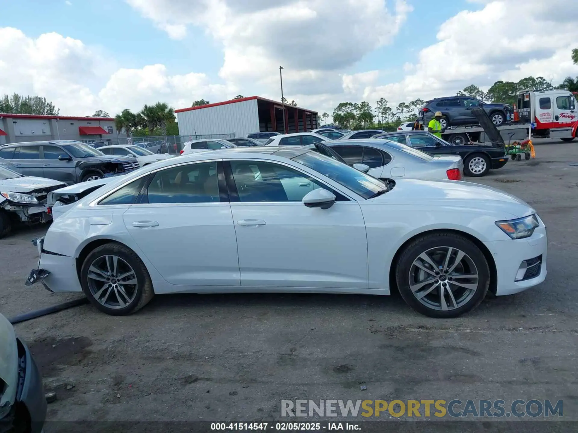 13 Фотография поврежденного автомобиля WAUD3BF27PN087628 AUDI A6 2023
