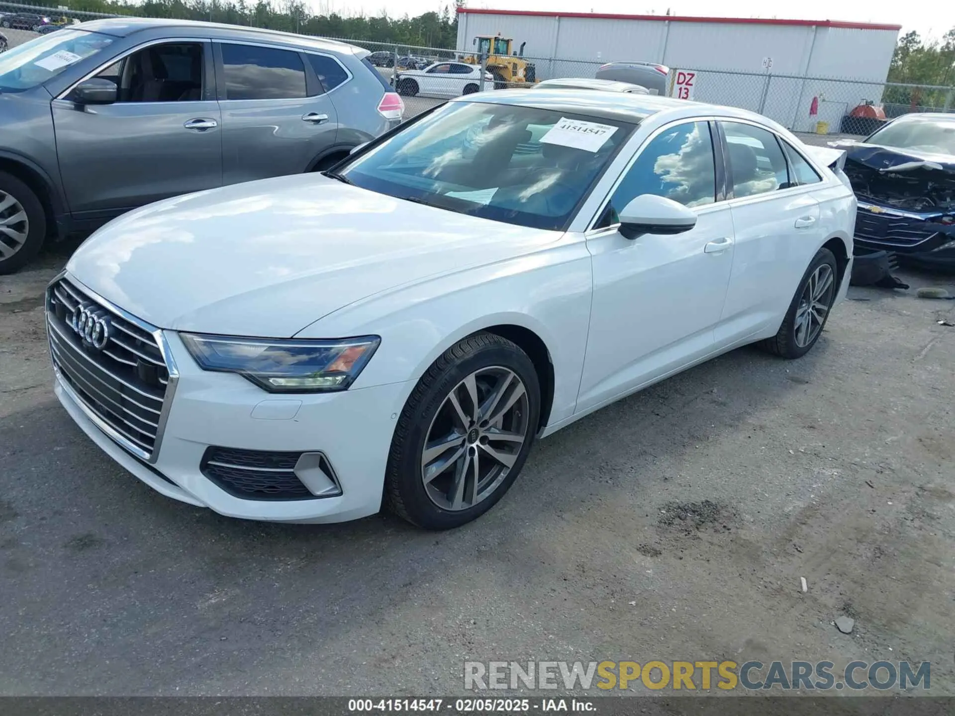 2 Фотография поврежденного автомобиля WAUD3BF27PN087628 AUDI A6 2023