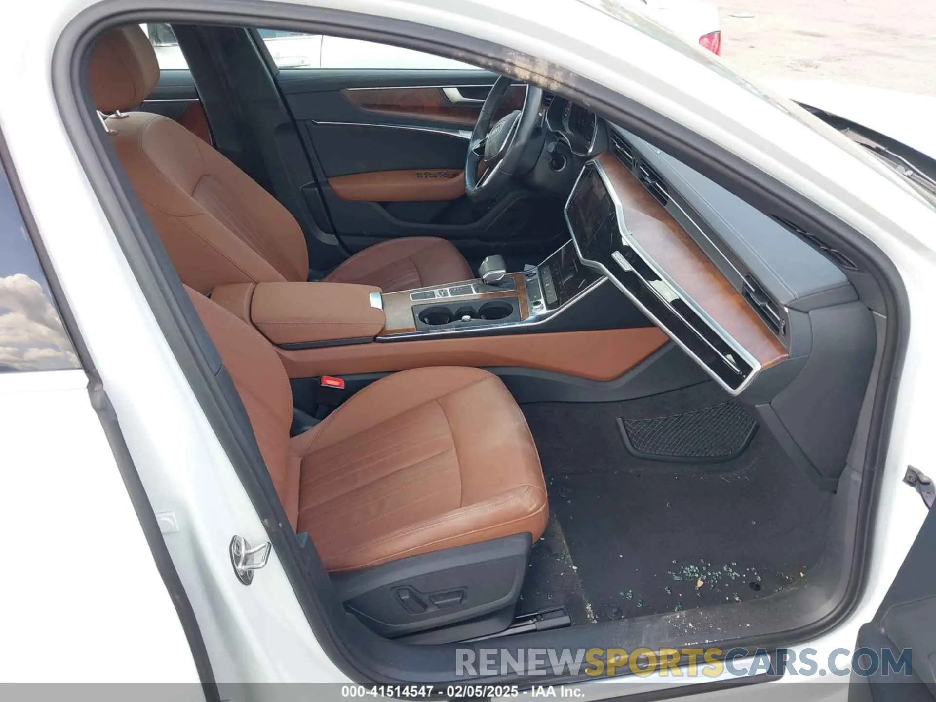 5 Фотография поврежденного автомобиля WAUD3BF27PN087628 AUDI A6 2023