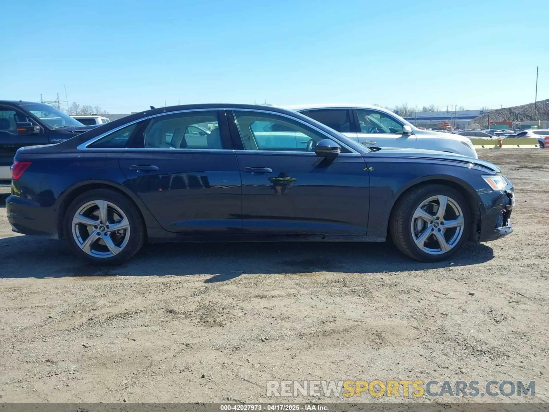 13 Фотография поврежденного автомобиля WAUD3BF23RN039157 AUDI A6 2024