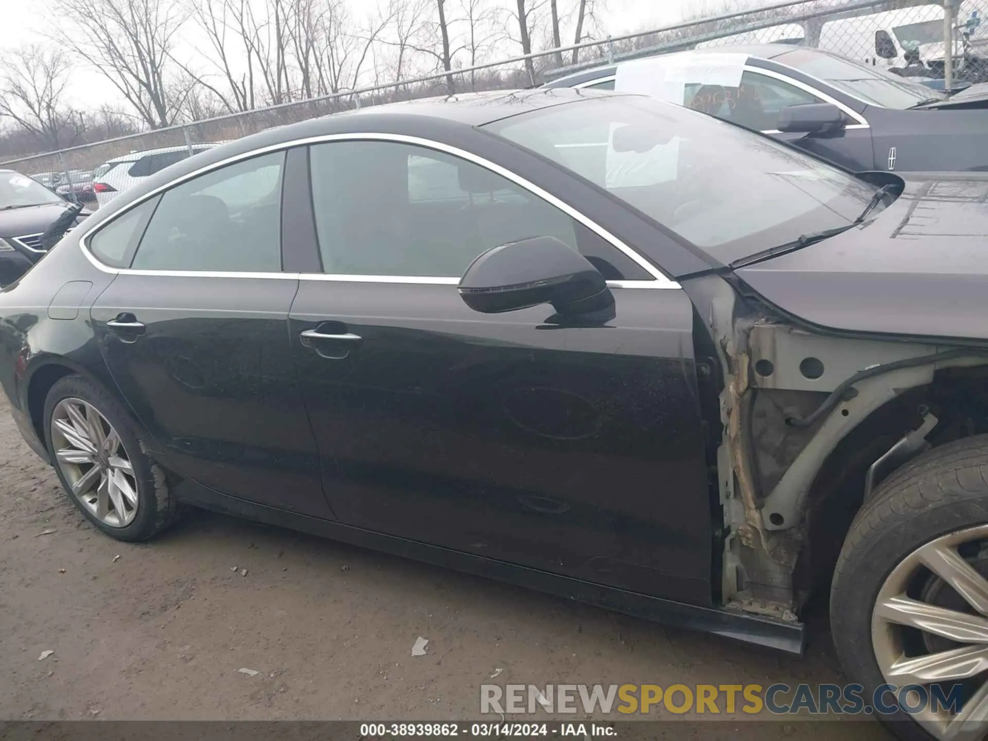 14 Photograph of a damaged car WAU2GAFC0EN071850 AUDI A7 2014