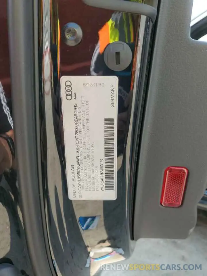 12 Photograph of a damaged car WAUR2AF23KN083197 AUDI A7 2019