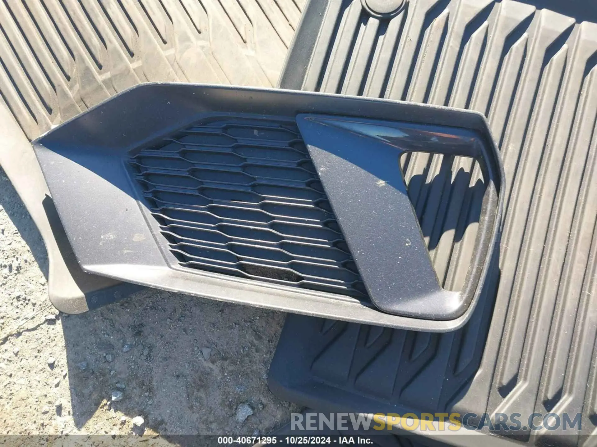 12 Фотография поврежденного автомобиля WAUU2AF25KN041379 AUDI A7 2019