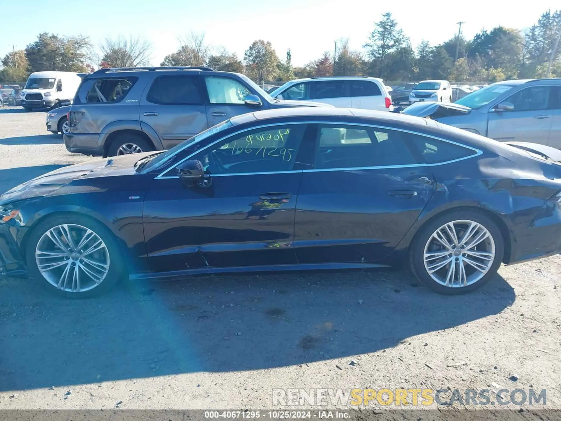 15 Фотография поврежденного автомобиля WAUU2AF25KN041379 AUDI A7 2019