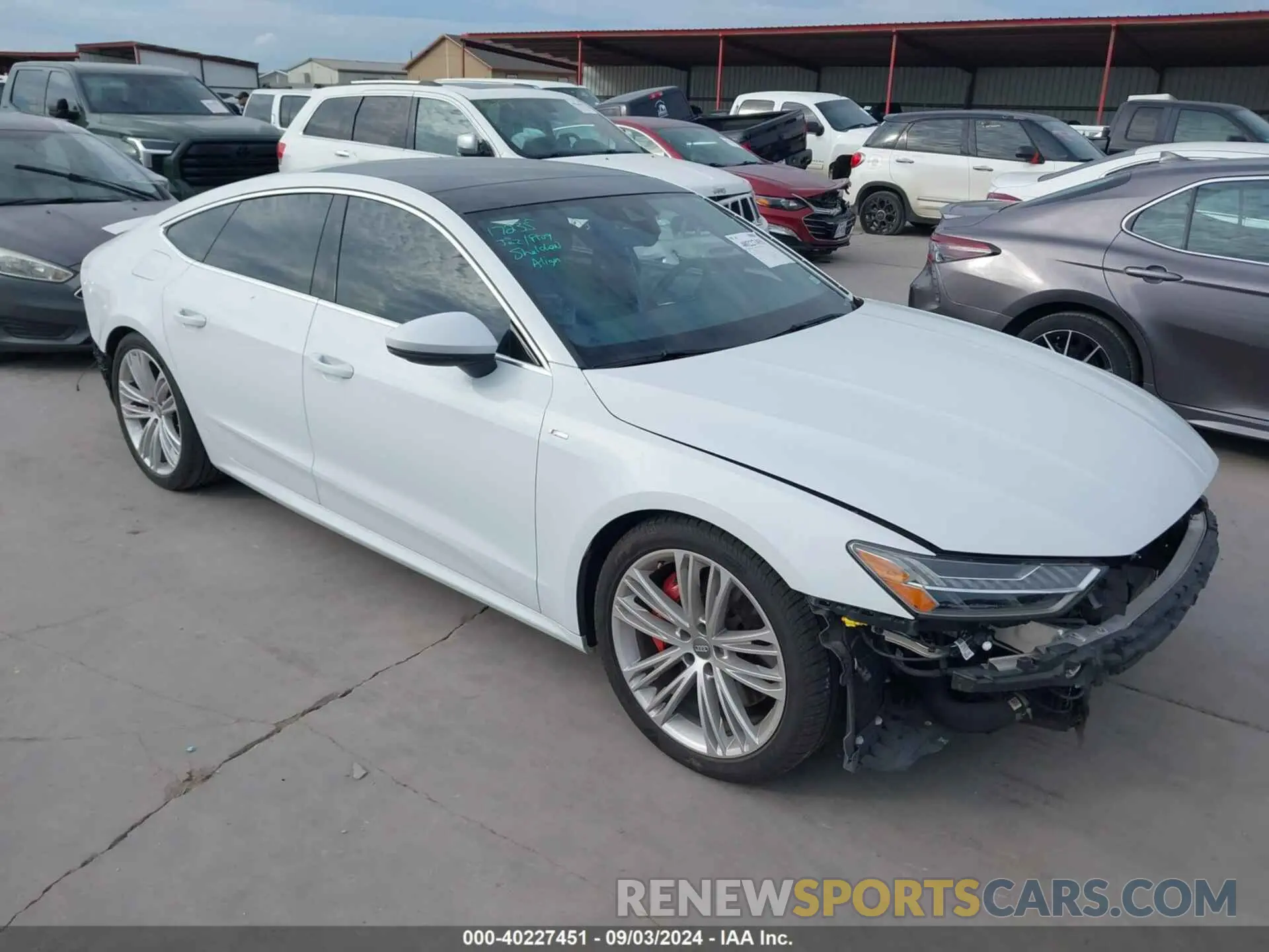 1 Фотография поврежденного автомобиля WAUU2AF25KN070493 AUDI A7 2019