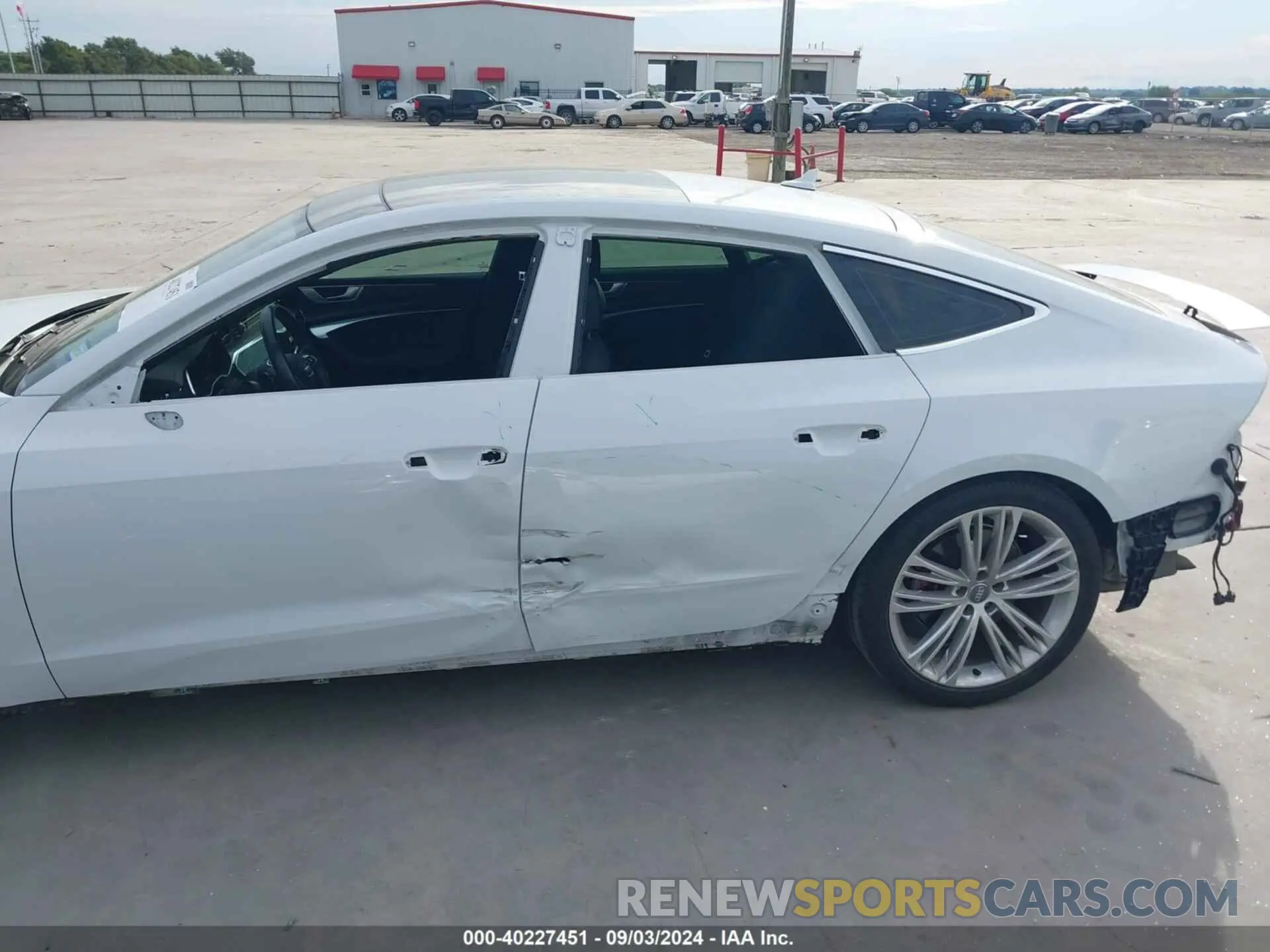 6 Фотография поврежденного автомобиля WAUU2AF25KN070493 AUDI A7 2019