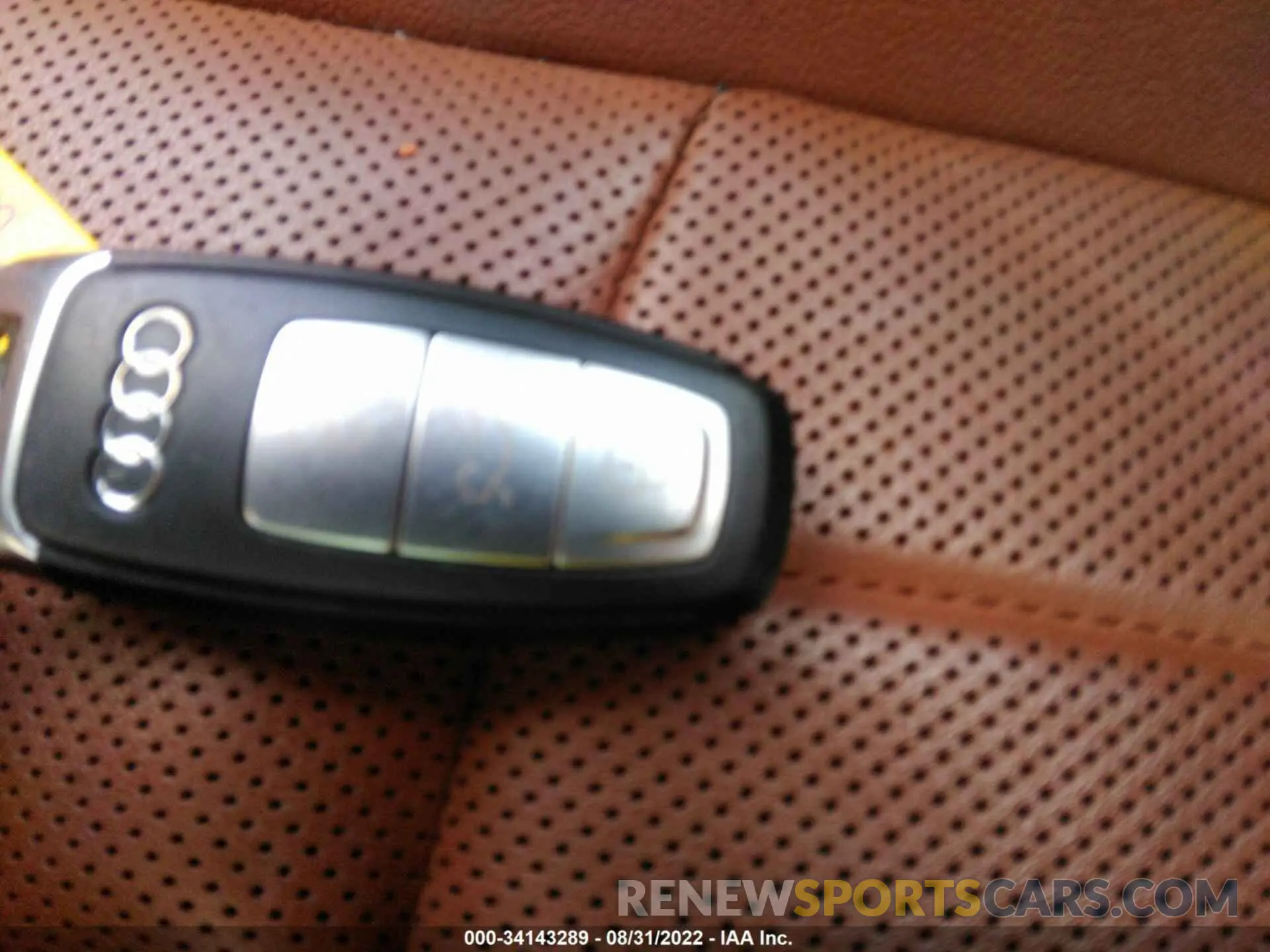 11 Photograph of a damaged car WAUV2AF22KN038573 AUDI A7 2019