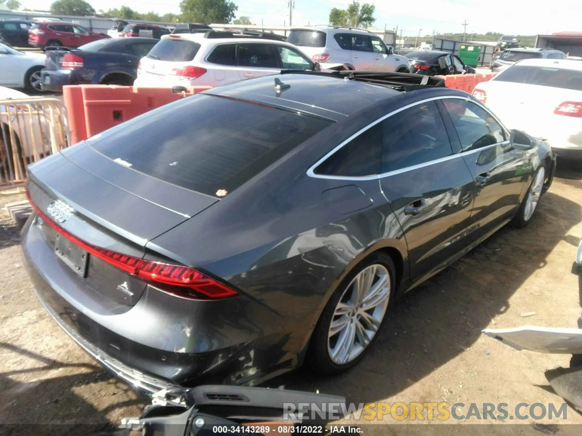 4 Photograph of a damaged car WAUV2AF22KN038573 AUDI A7 2019