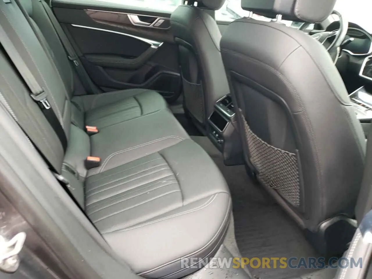 6 Photograph of a damaged car WAUV2AF24KN132180 AUDI A7 2019