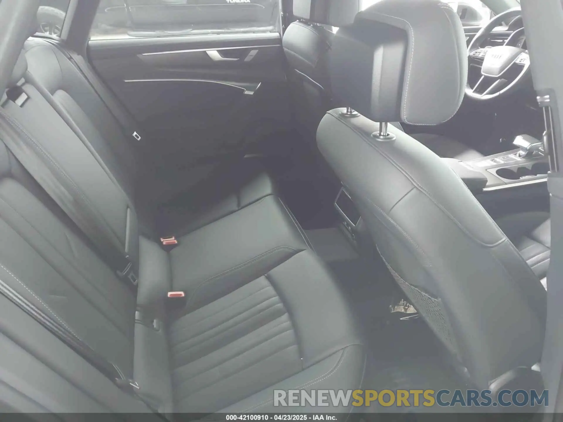 8 Фотография поврежденного автомобиля WAUV2AF25KN022867 AUDI A7 2019