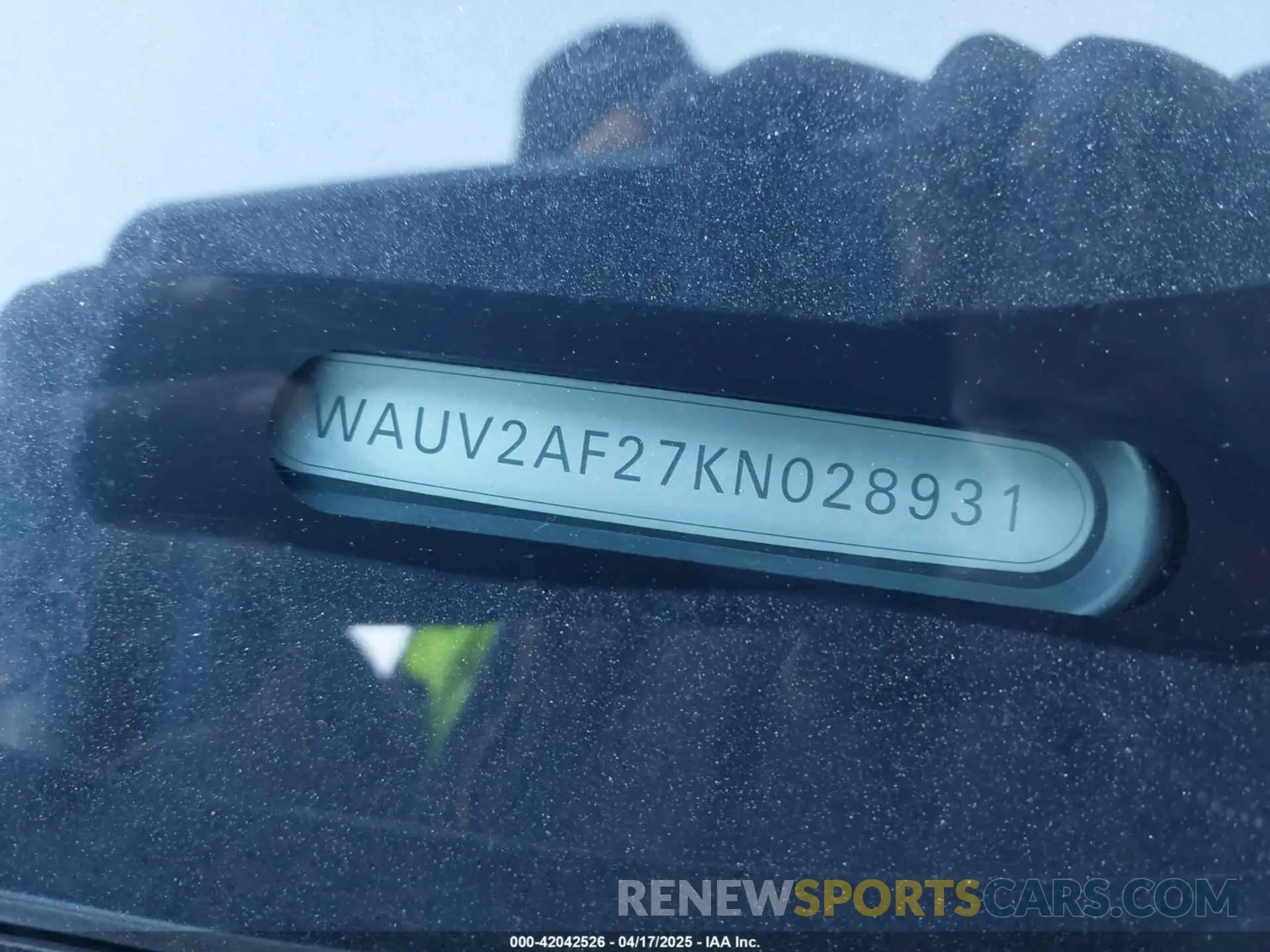 17 Photograph of a damaged car WAUV2AF27KN028931 AUDI A7 2019