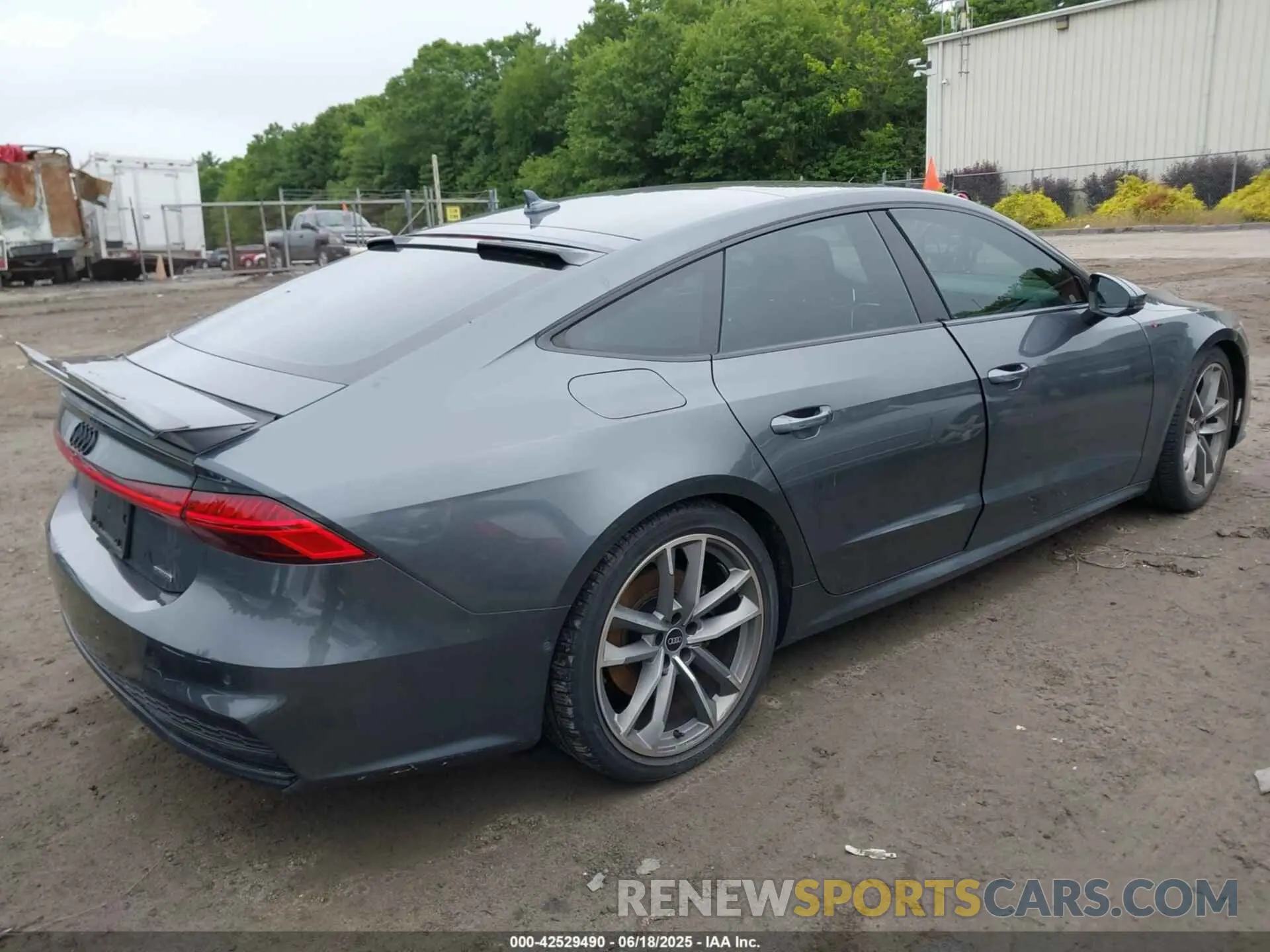 4 Photograph of a damaged car WAUV2AF29KN022385 AUDI A7 2019