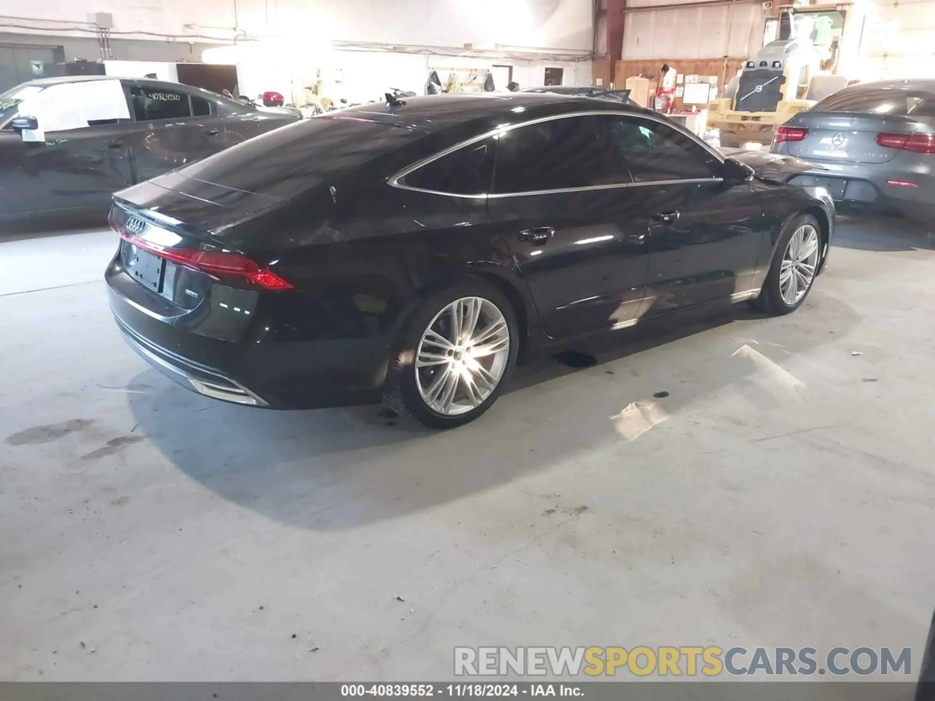 4 Photograph of a damaged car WAUR2AF24LN002340 AUDI A7 SPORTBACK 2020