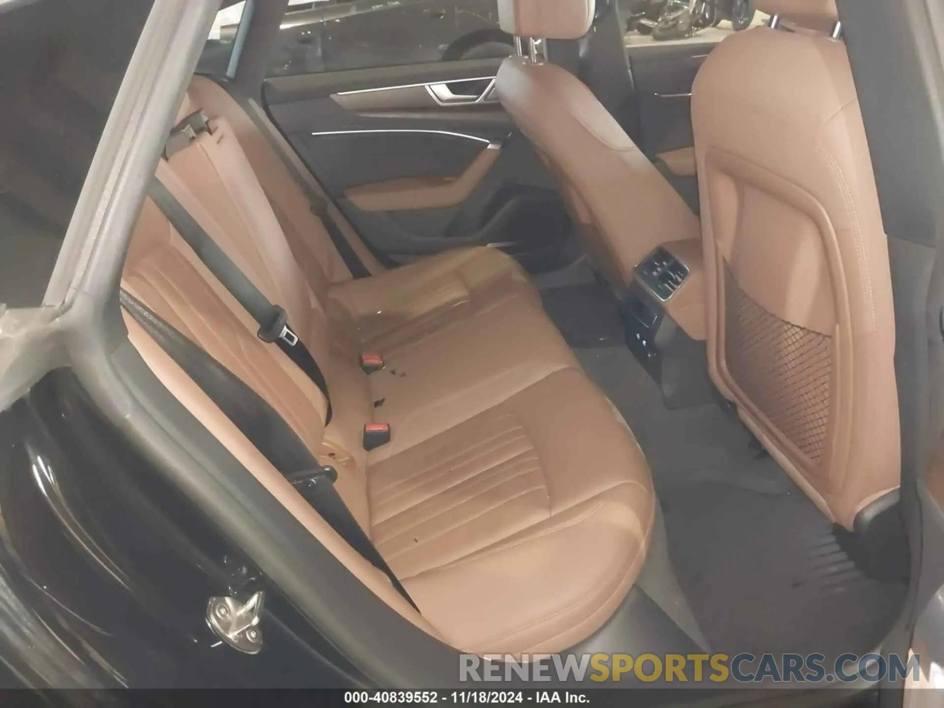 8 Photograph of a damaged car WAUR2AF24LN002340 AUDI A7 SPORTBACK 2020