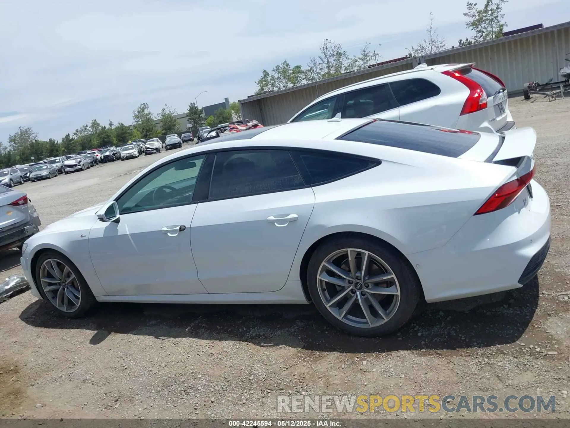 14 Photograph of a damaged car WAUU2AF29LN057151 AUDI A7 SPORTBACK 2020