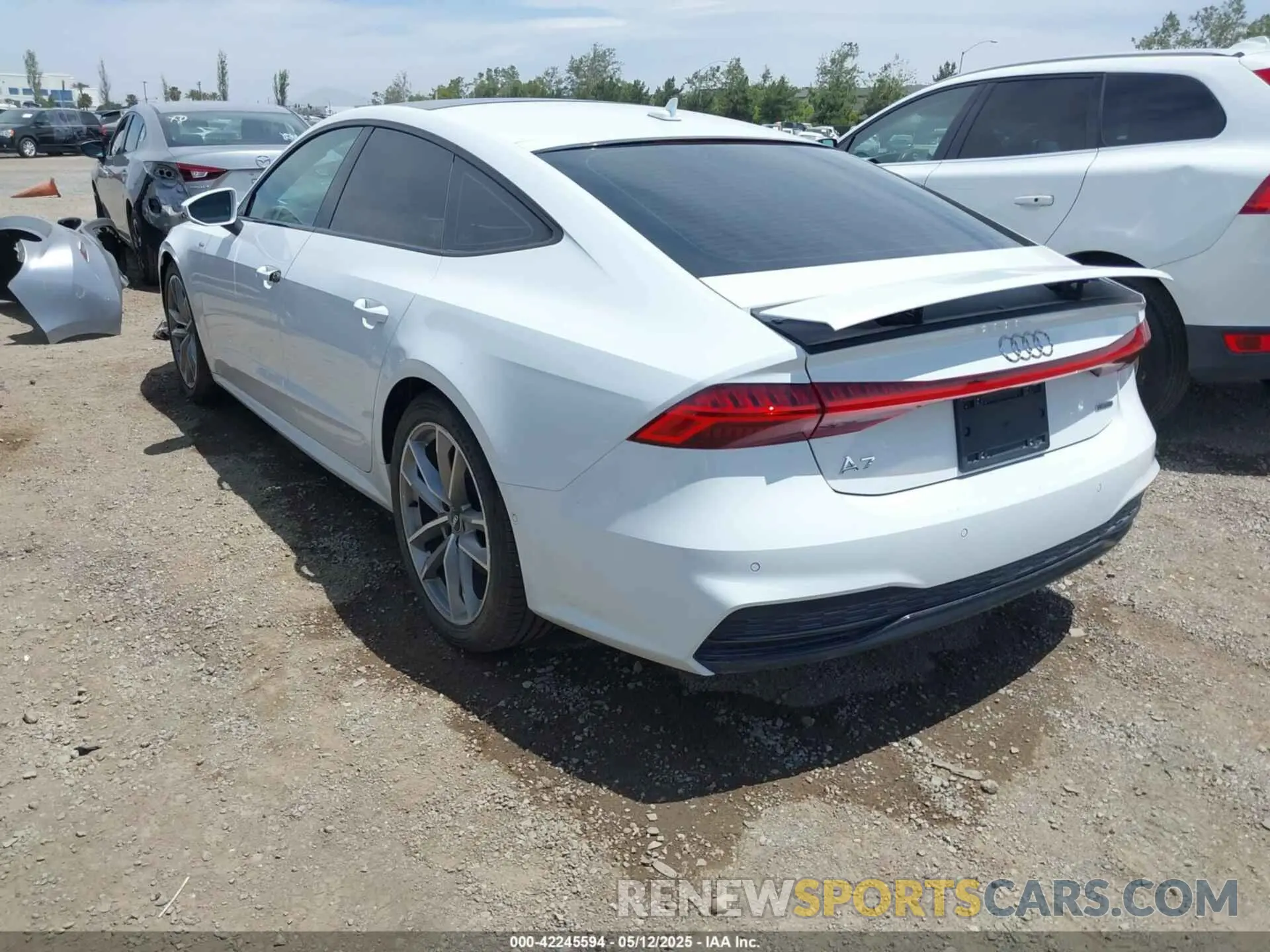 3 Photograph of a damaged car WAUU2AF29LN057151 AUDI A7 SPORTBACK 2020