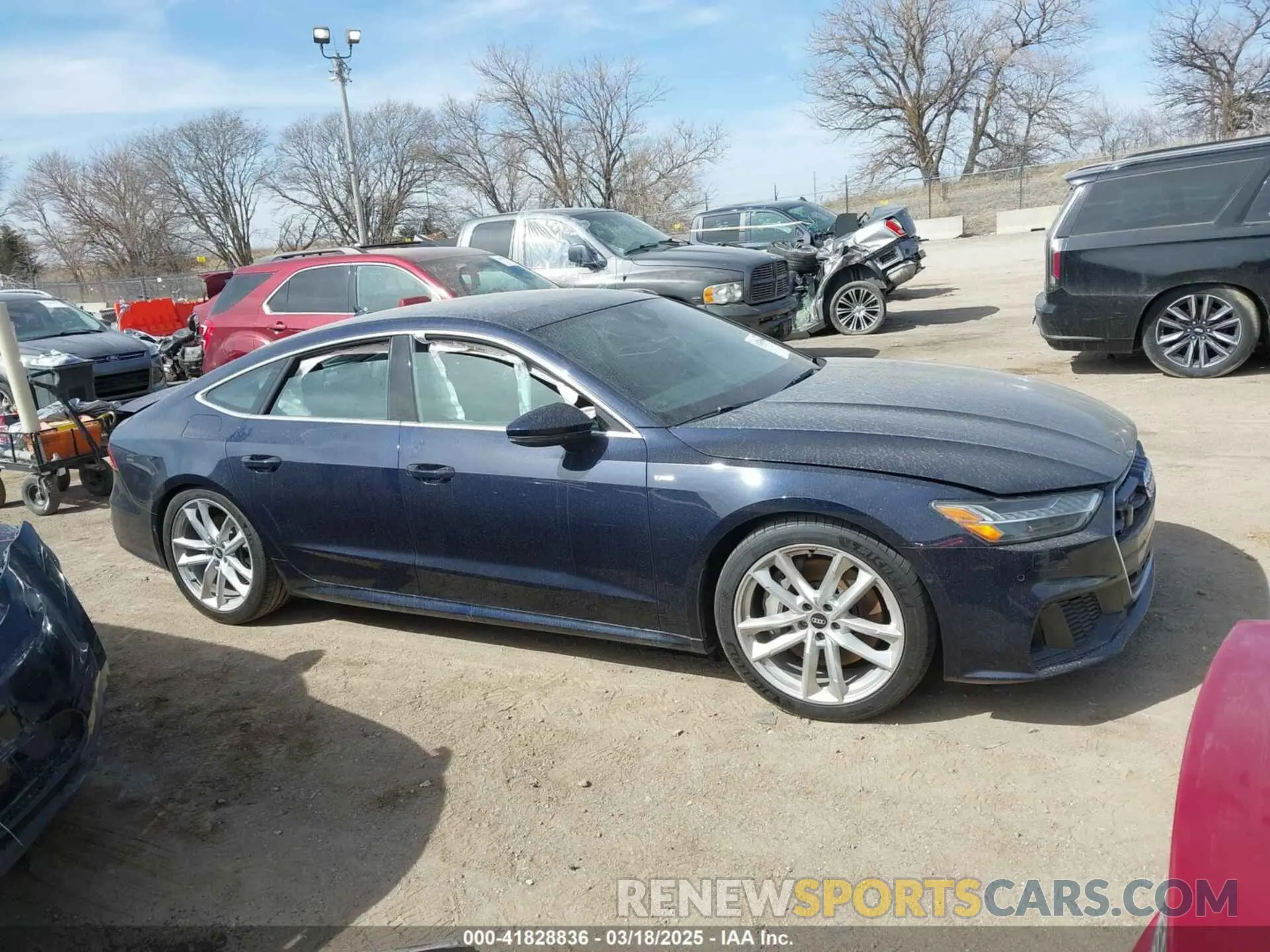 13 Фотография поврежденного автомобиля WAUU2AF21MN046713 AUDI A7 SPORTBACK 2021