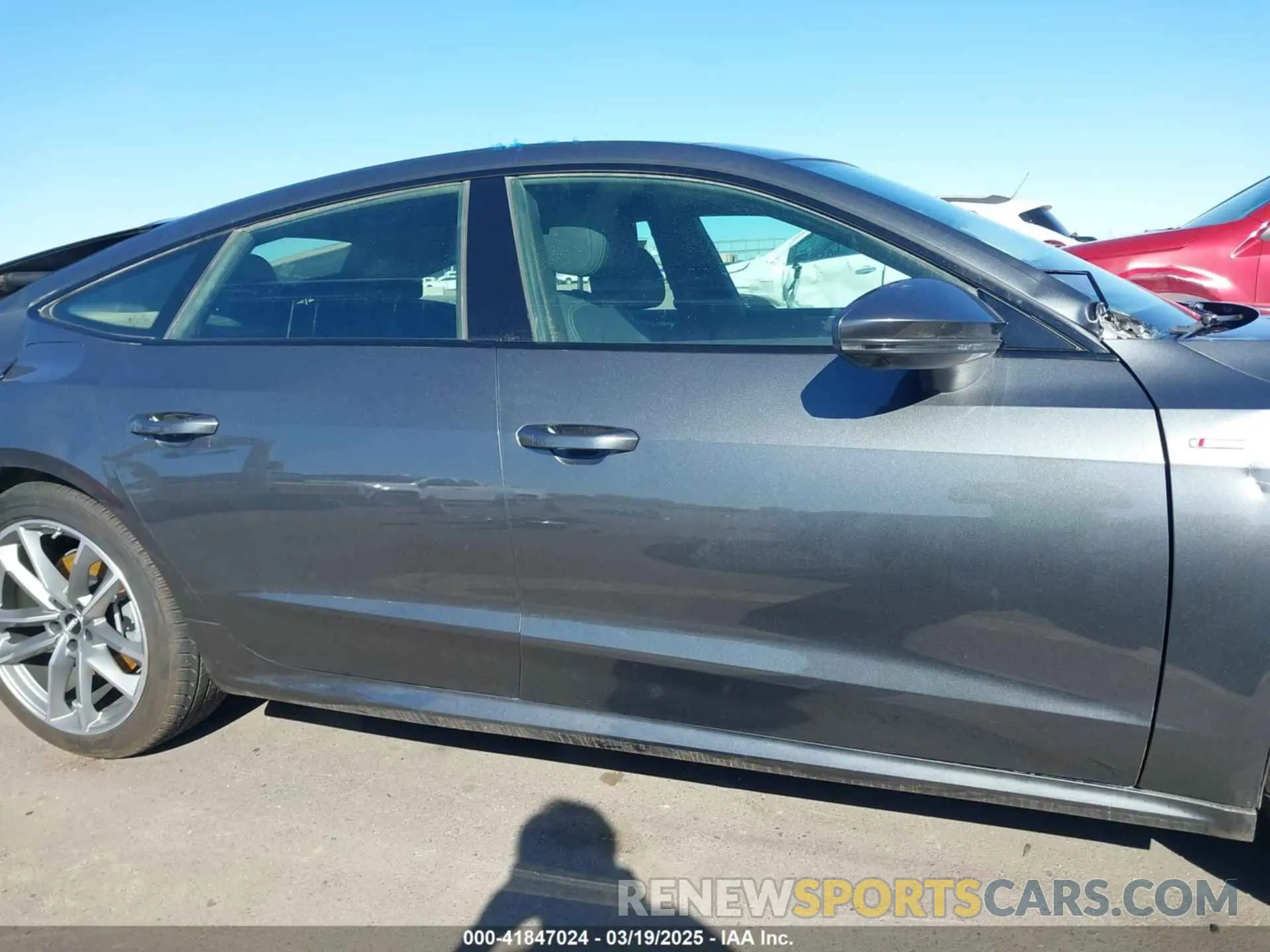 13 Photograph of a damaged car WAUU2BF25PN036373 AUDI A7 SPORTBACK 2023