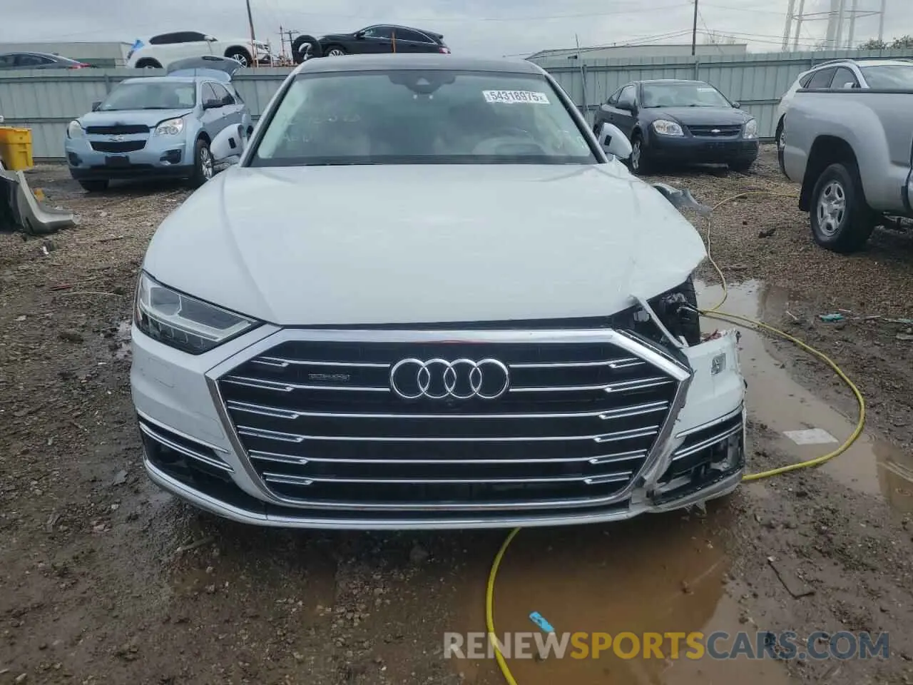 5 Фотография поврежденного автомобиля WAU8DAF87KN018640 AUDI A8 2019