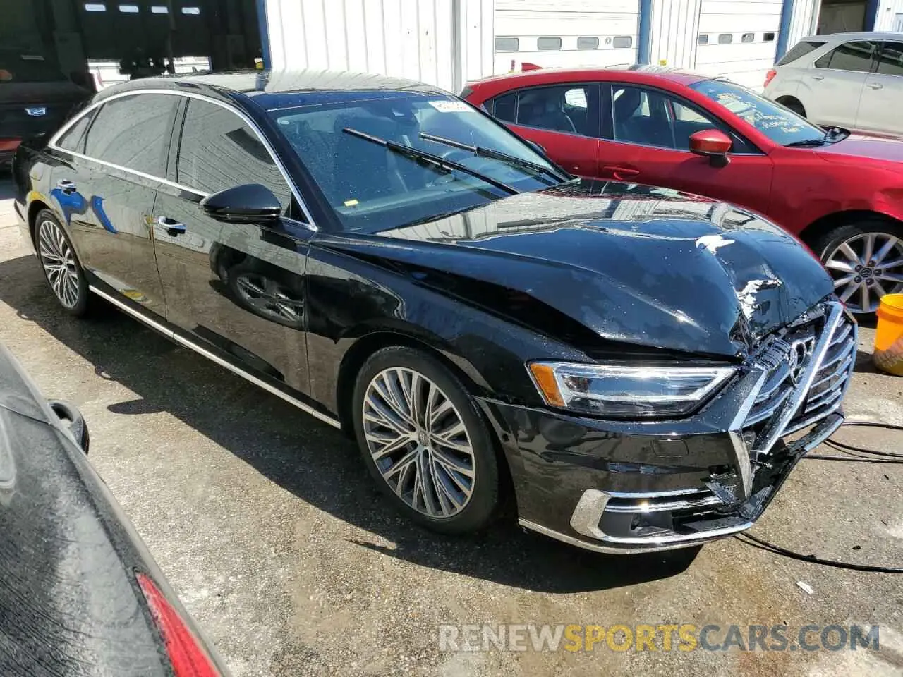 4 Фотография поврежденного автомобиля WAU8DAF88KN011860 AUDI A8 2019