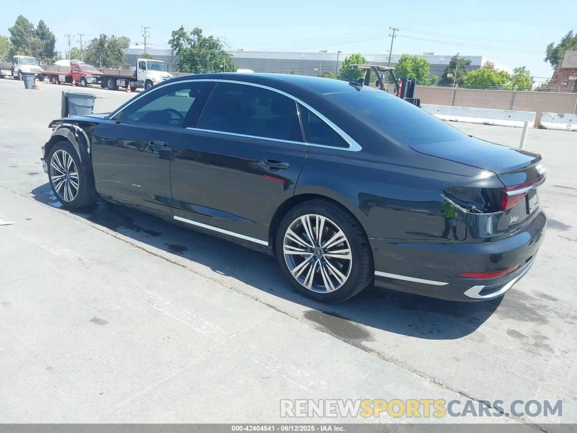 3 Фотография поврежденного автомобиля WAULDAF83NN010176 AUDI A8 2022