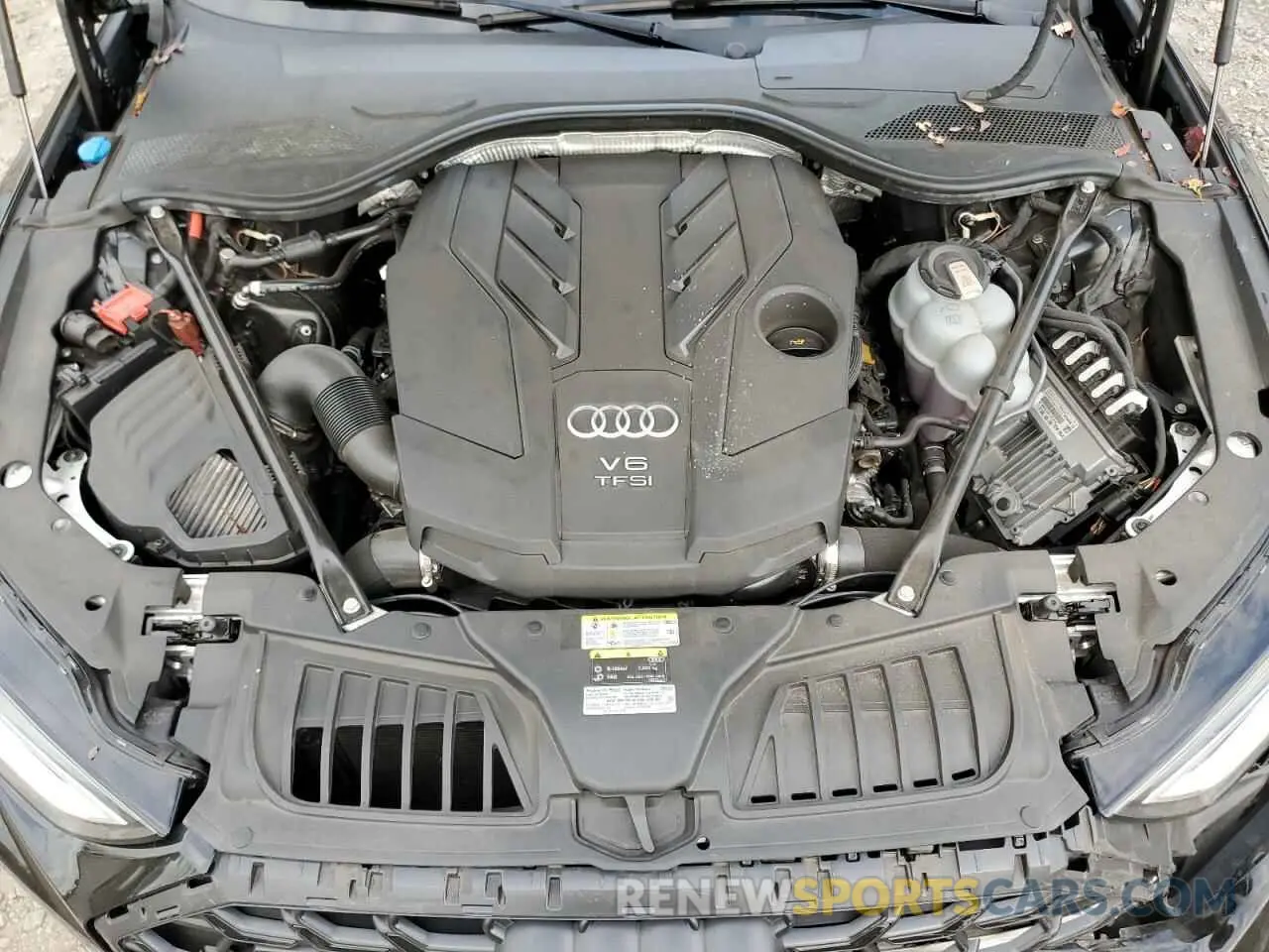 11 Photograph of a damaged car WAULDAF89NN000364 AUDI A8 2022