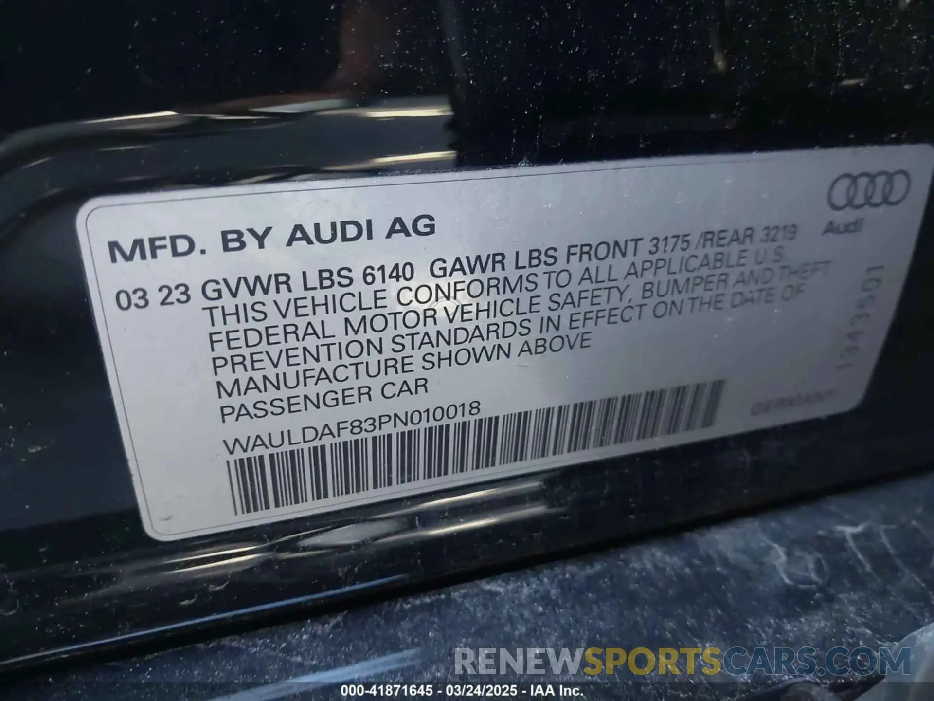 9 Photograph of a damaged car WAULDAF83PN010018 AUDI A8 2023
