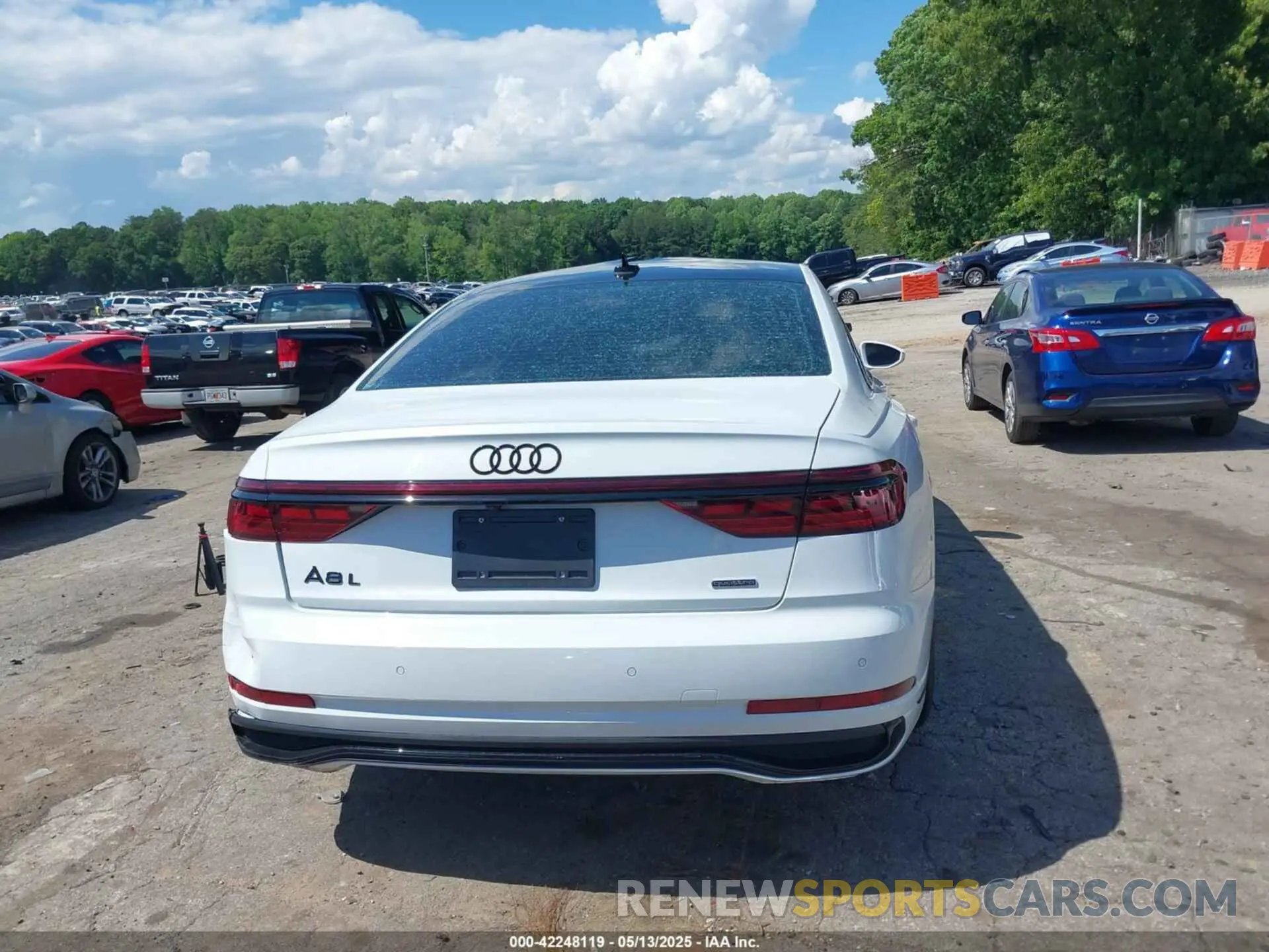16 Фотография поврежденного автомобиля WAULDAF84RN001296 AUDI A8 2024